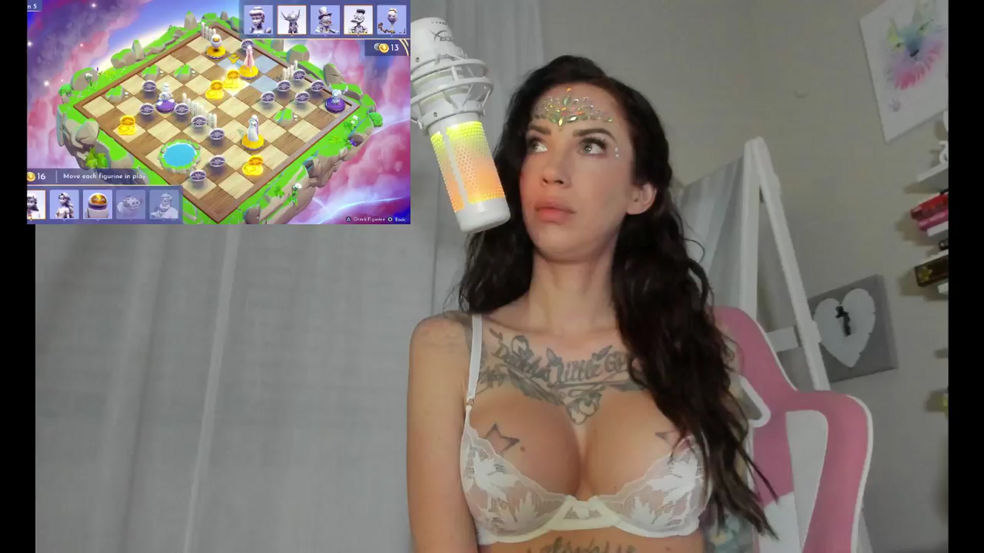 Gallery image thumbnail from modeljenlynn's myfreecams stream on, 05/03/2024, 02:50 image 3 of 20