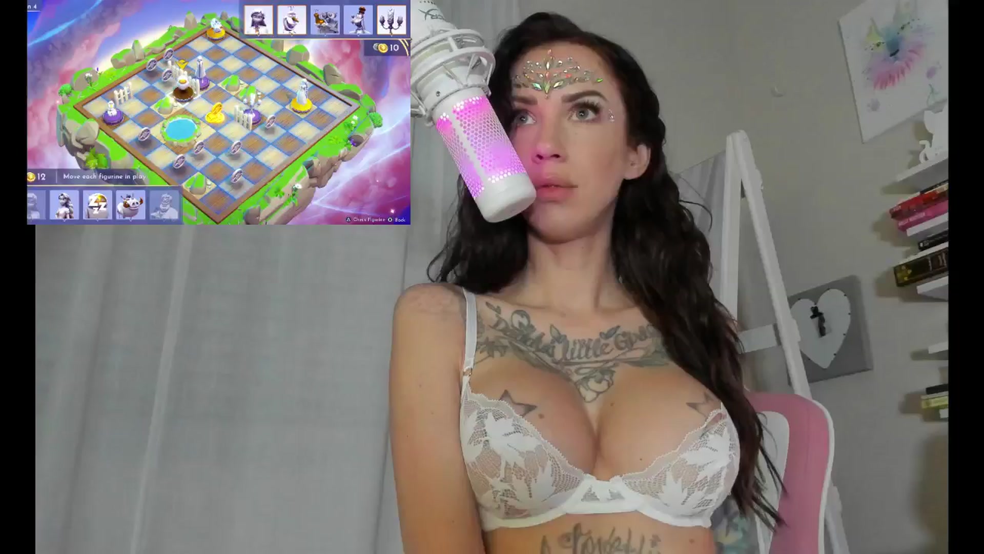 Gallery image thumbnail from modeljenlynn's myfreecams stream on, 05/03/2024, 02:50 image 4 of 20