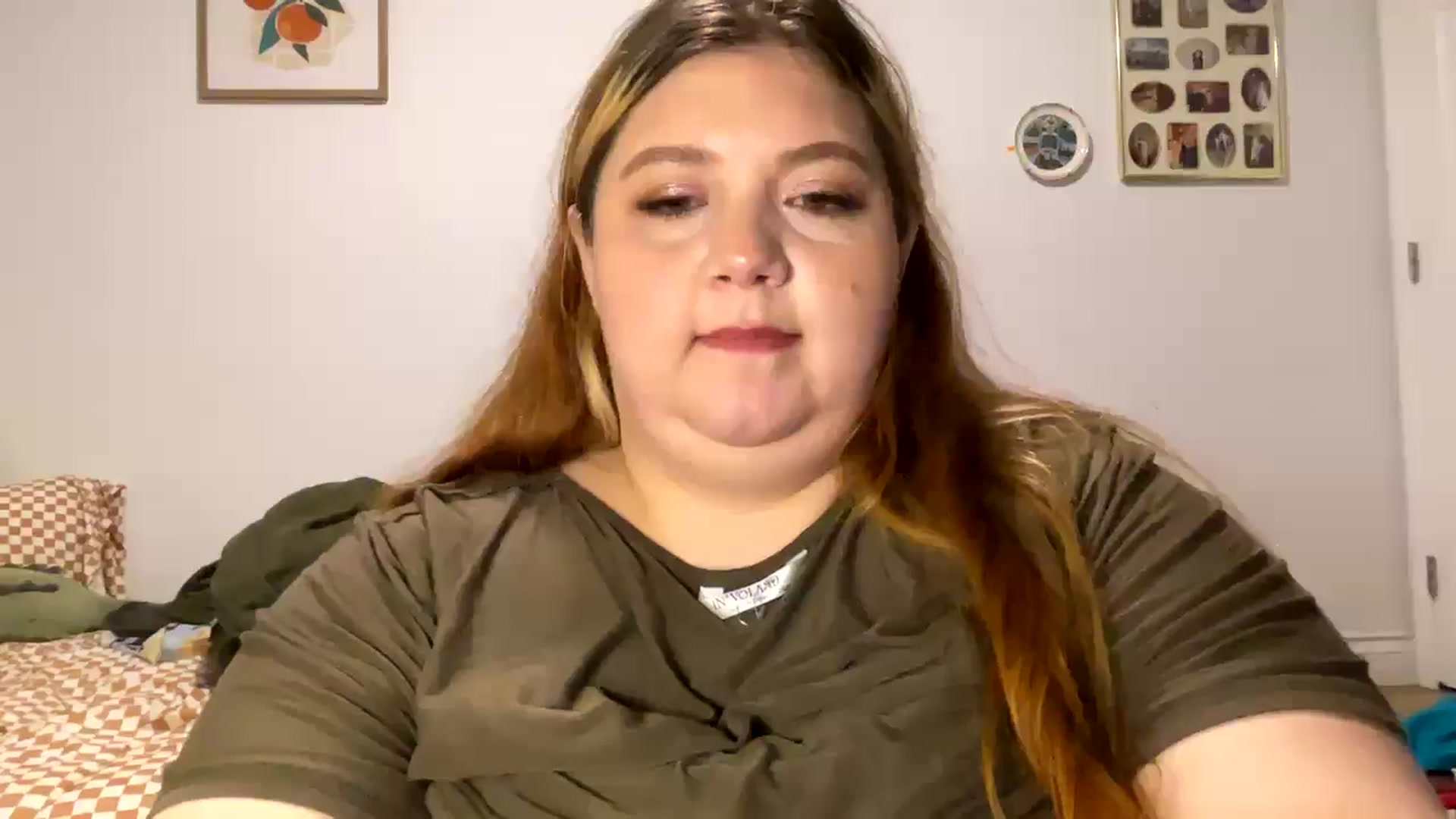 Gallery image thumbnail from moodyskye's myfreecams stream on, 01/01/2026, 13:37 image 20 of 20