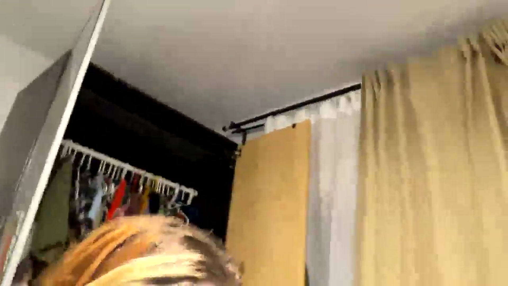 Gallery image thumbnail from moodyskye's myfreecams stream on, 01/01/2026, 14:17 image 15 of 20