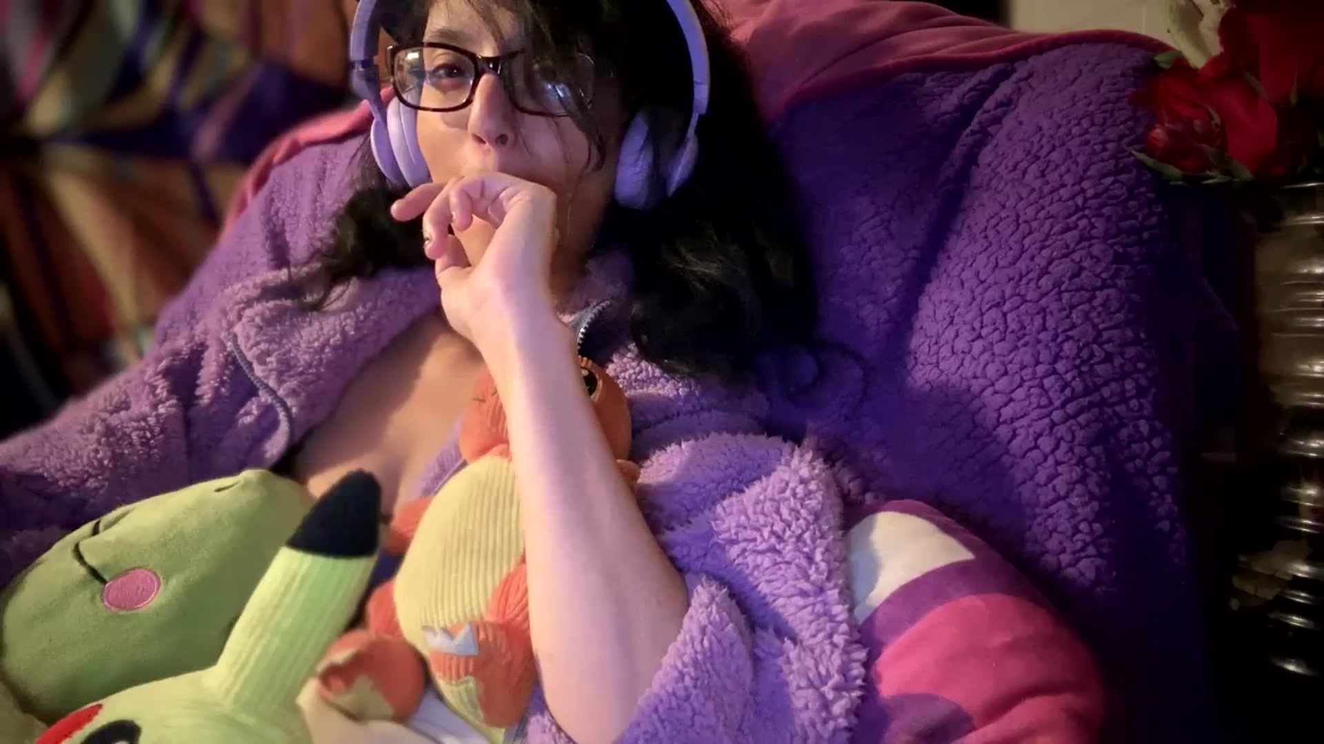 Gallery image thumbnail from moonlightas2's myfreecams stream on, 11/28/2024, 09:14 image 2 of 20