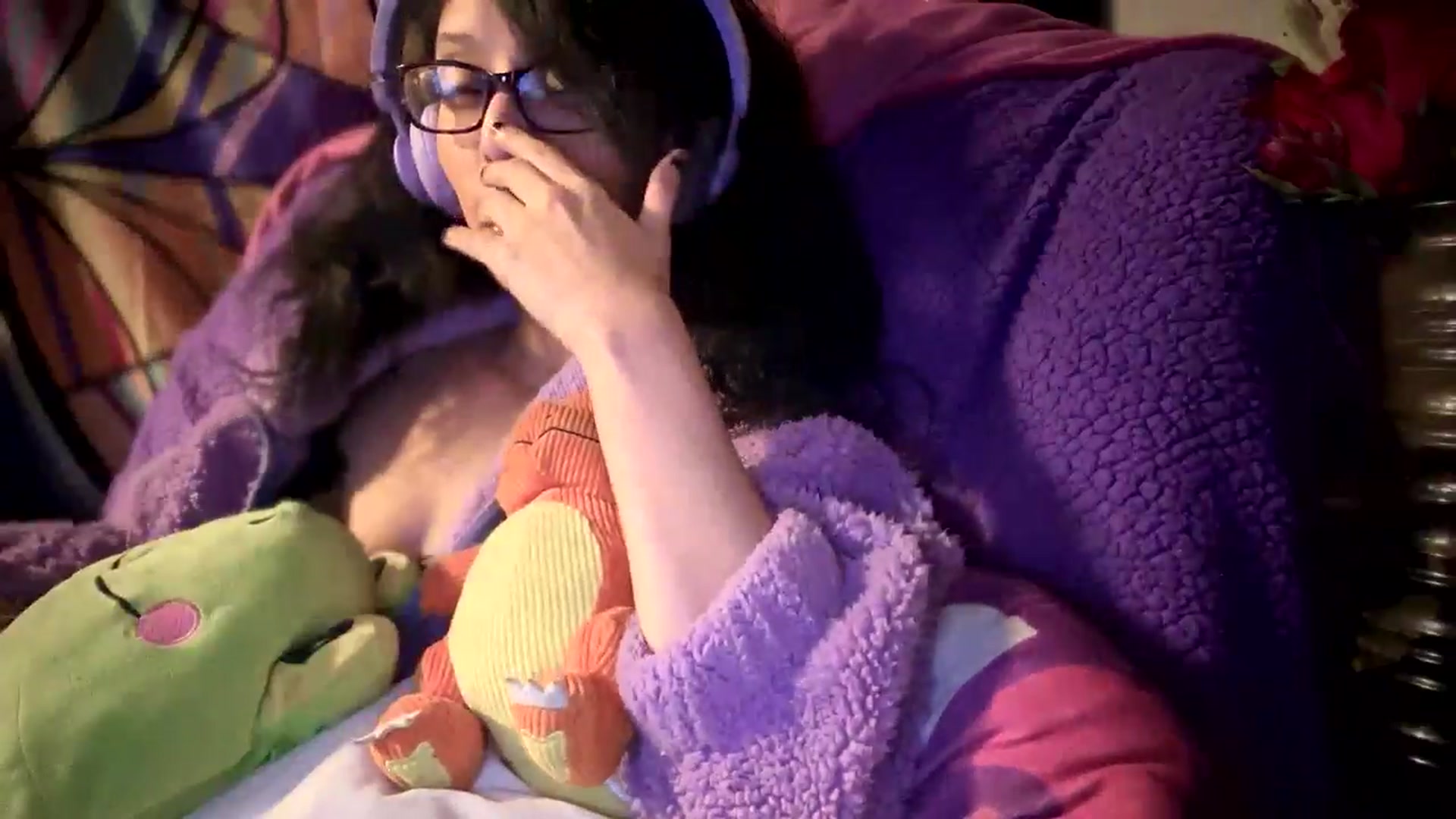 Gallery image thumbnail from moonlightas2's myfreecams stream on, 11/28/2024, 09:14 image 6 of 20