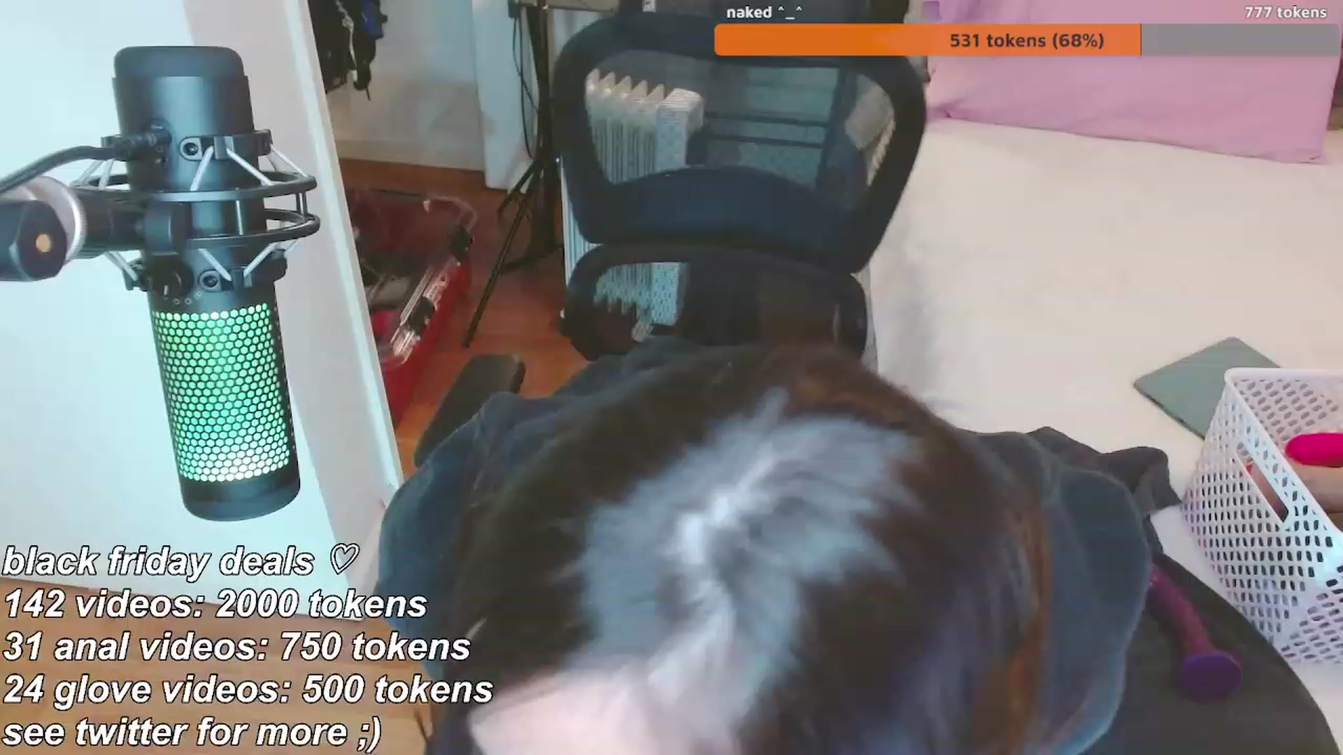 Gallery image thumbnail from moonlitfox's myfreecams stream on, 11/22/2022, 20:36 image 2 of 20