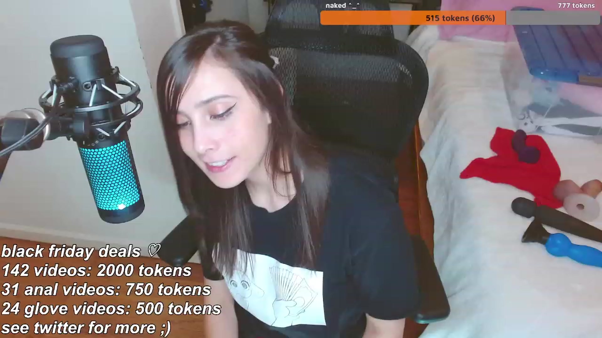 Gallery image thumbnail from moonlitfox's myfreecams stream on, 11/24/2022, 06:34 image 12 of 20