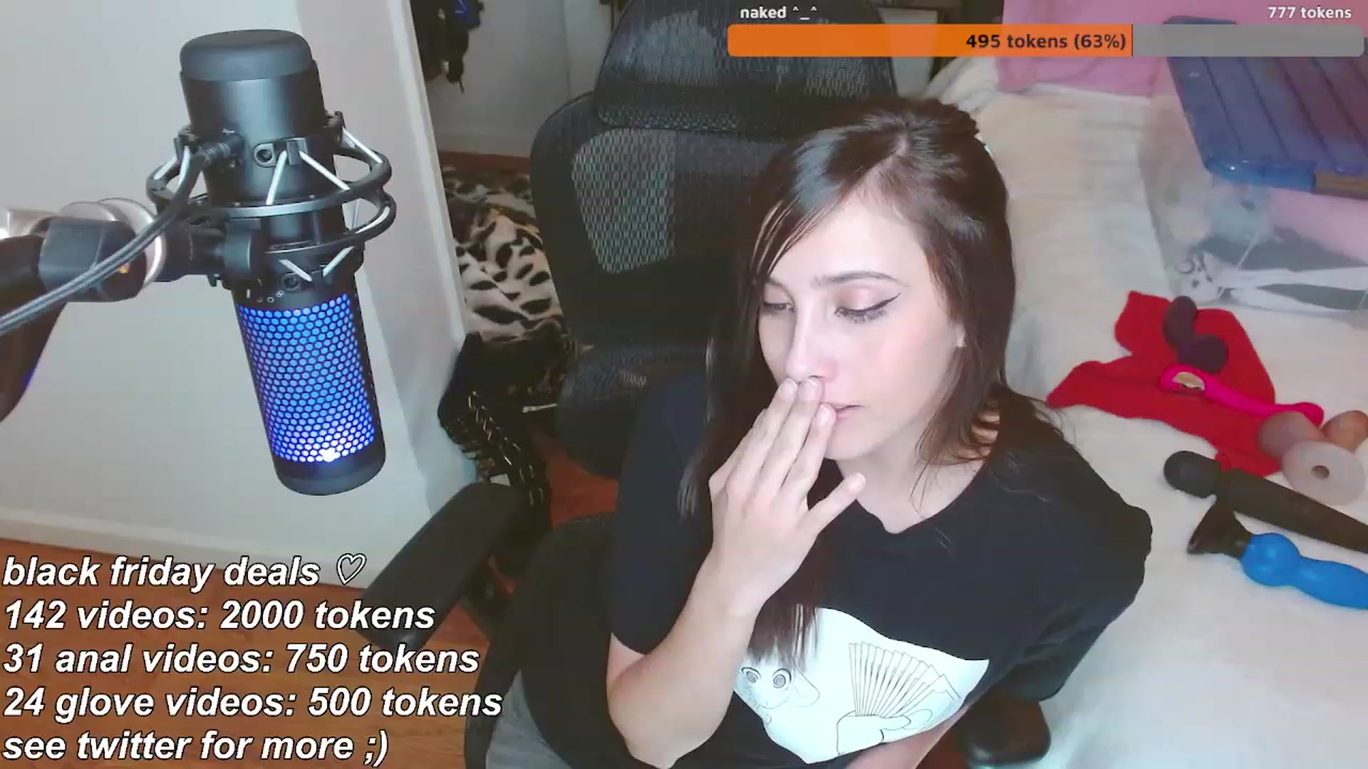 Gallery image thumbnail from moonlitfox's myfreecams stream on, 11/24/2022, 06:34 image 10 of 20