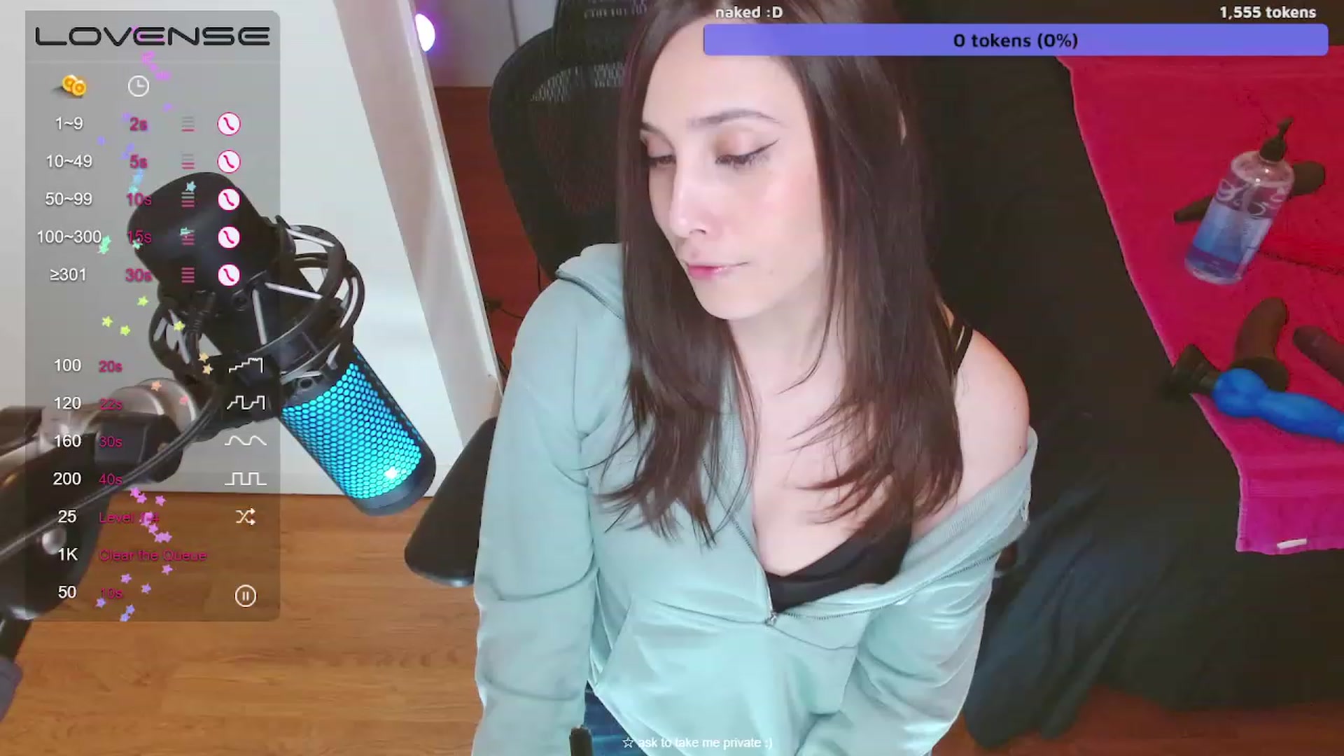 Gallery image thumbnail from moonlitfox's myfreecams stream on, 12/25/2022, 04:56 image 1 of 20