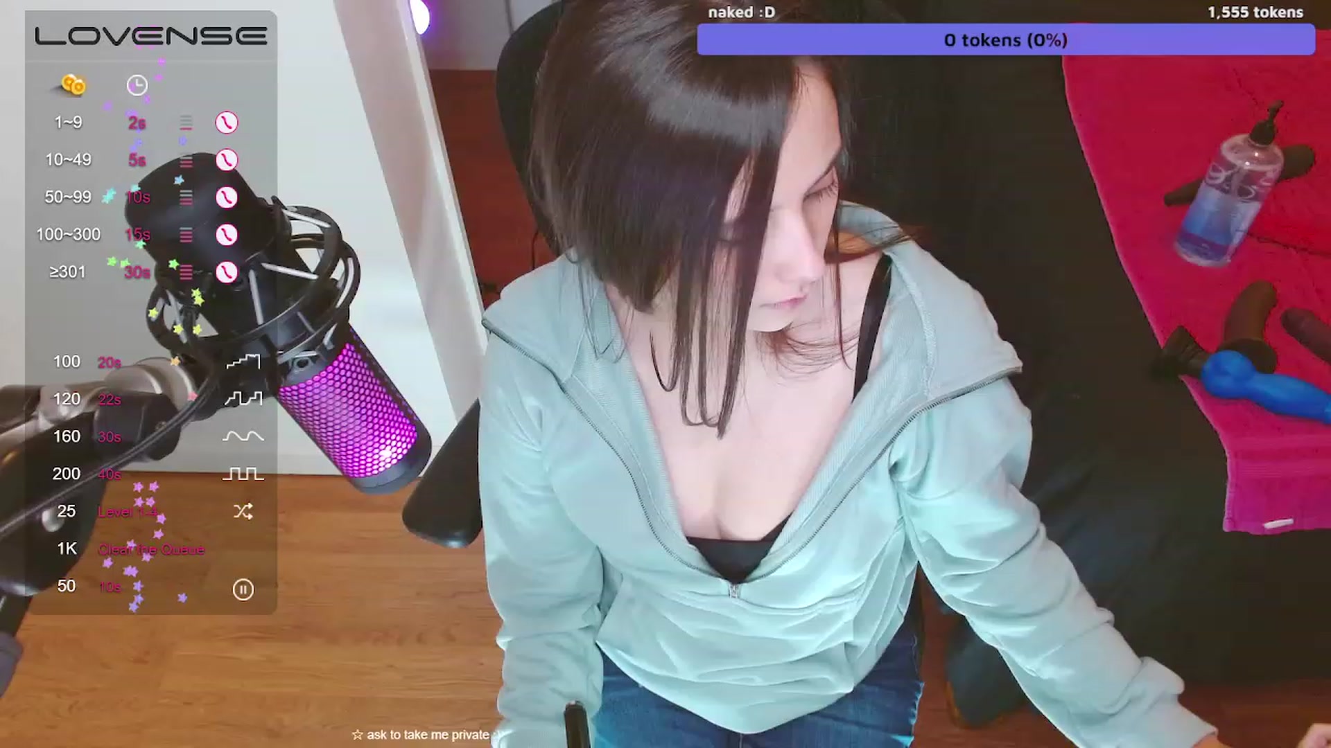 Gallery image thumbnail from moonlitfox's myfreecams stream on, 12/25/2022, 04:56 image 5 of 20