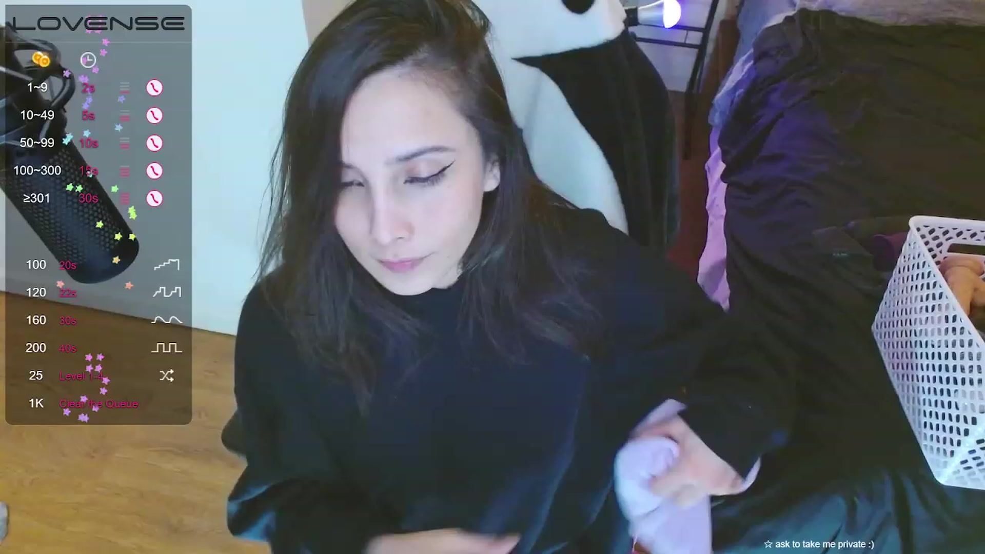 Gallery image thumbnail from moonlitfox's myfreecams stream on, 01/18/2023, 02:08 image 14 of 20