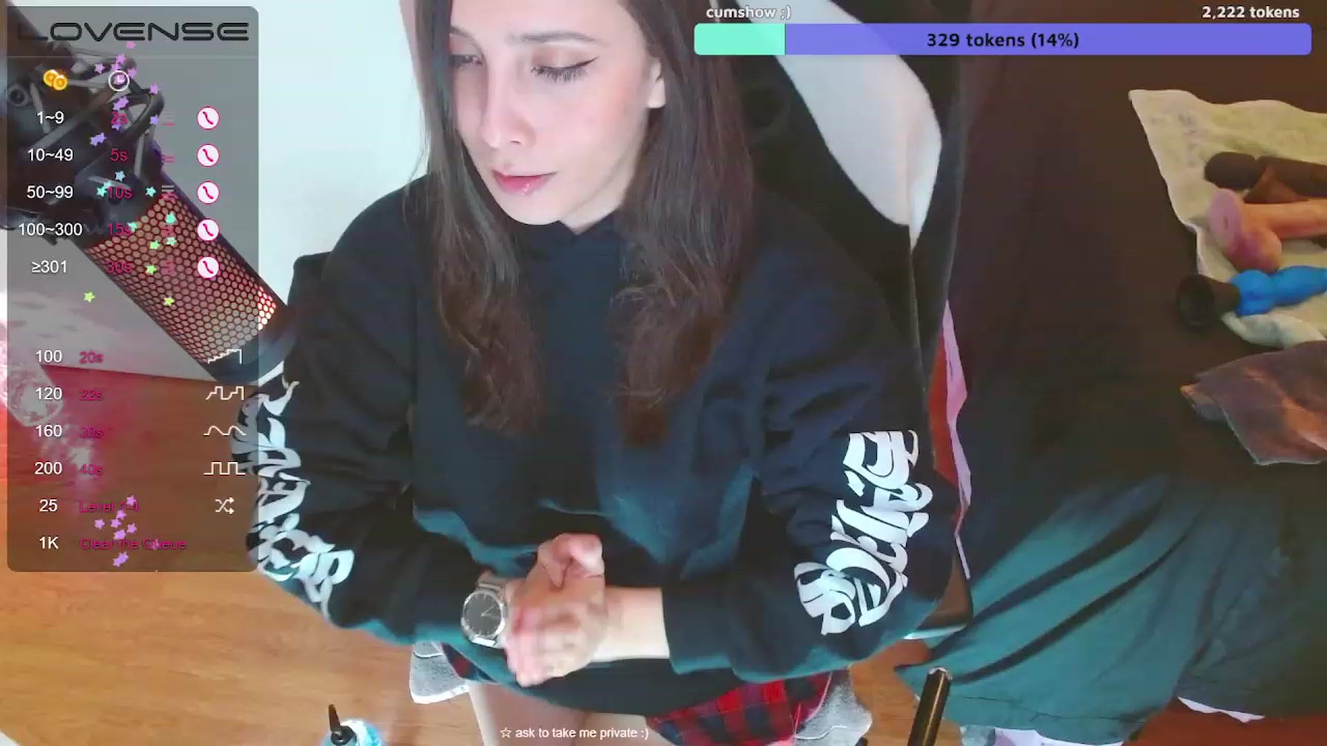 Gallery image thumbnail from moonlitfox's myfreecams stream on, 02/02/2023, 19:14 image 1 of 20