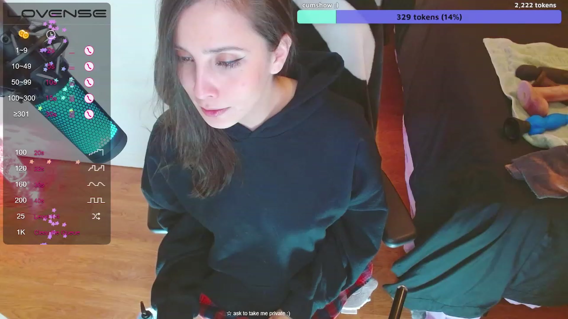 Gallery image thumbnail from moonlitfox's myfreecams stream on, 02/02/2023, 19:14 image 4 of 20
