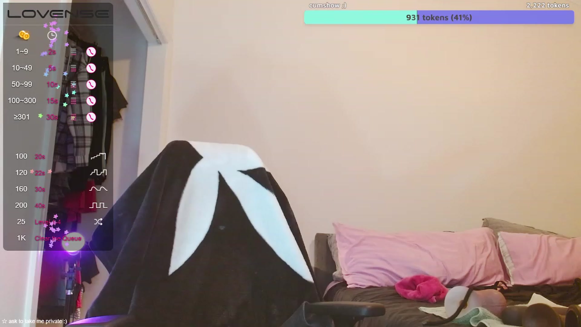 Gallery image thumbnail from moonlitfox's myfreecams stream on, 02/07/2023, 02:39 image 12 of 20