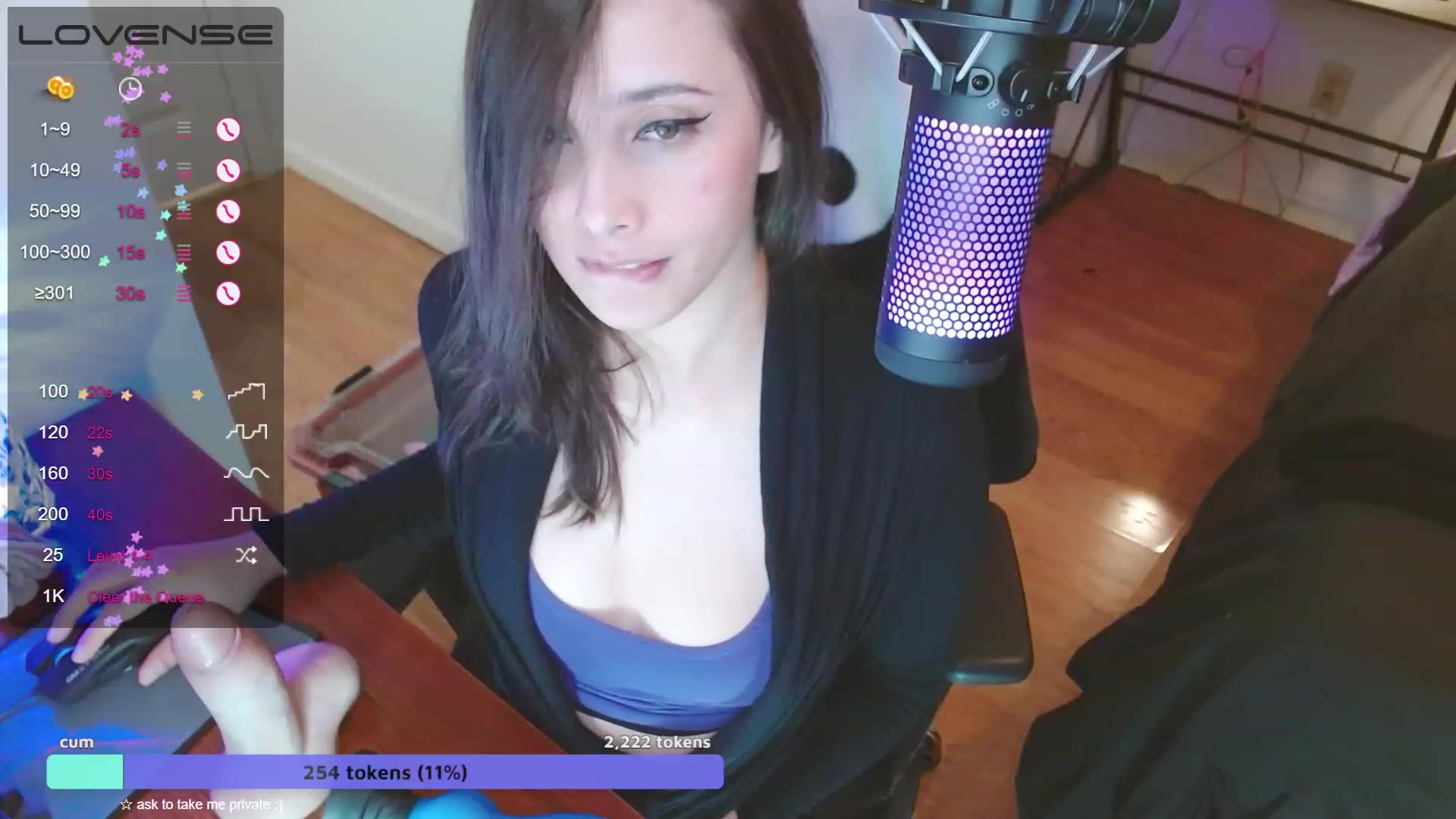 Gallery image thumbnail from moonlitfox's myfreecams stream on, 03/14/2023, 24:43 image 12 of 20