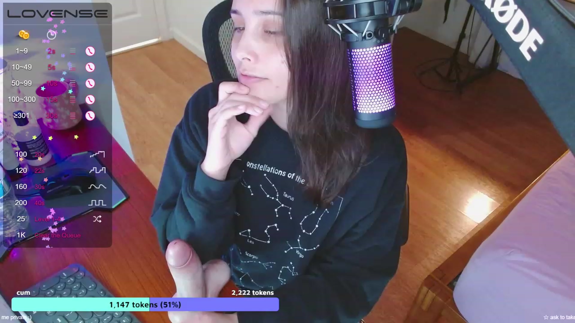 Gallery image thumbnail from moonlitfox's myfreecams stream on, 03/25/2023, 16:32 image 14 of 20