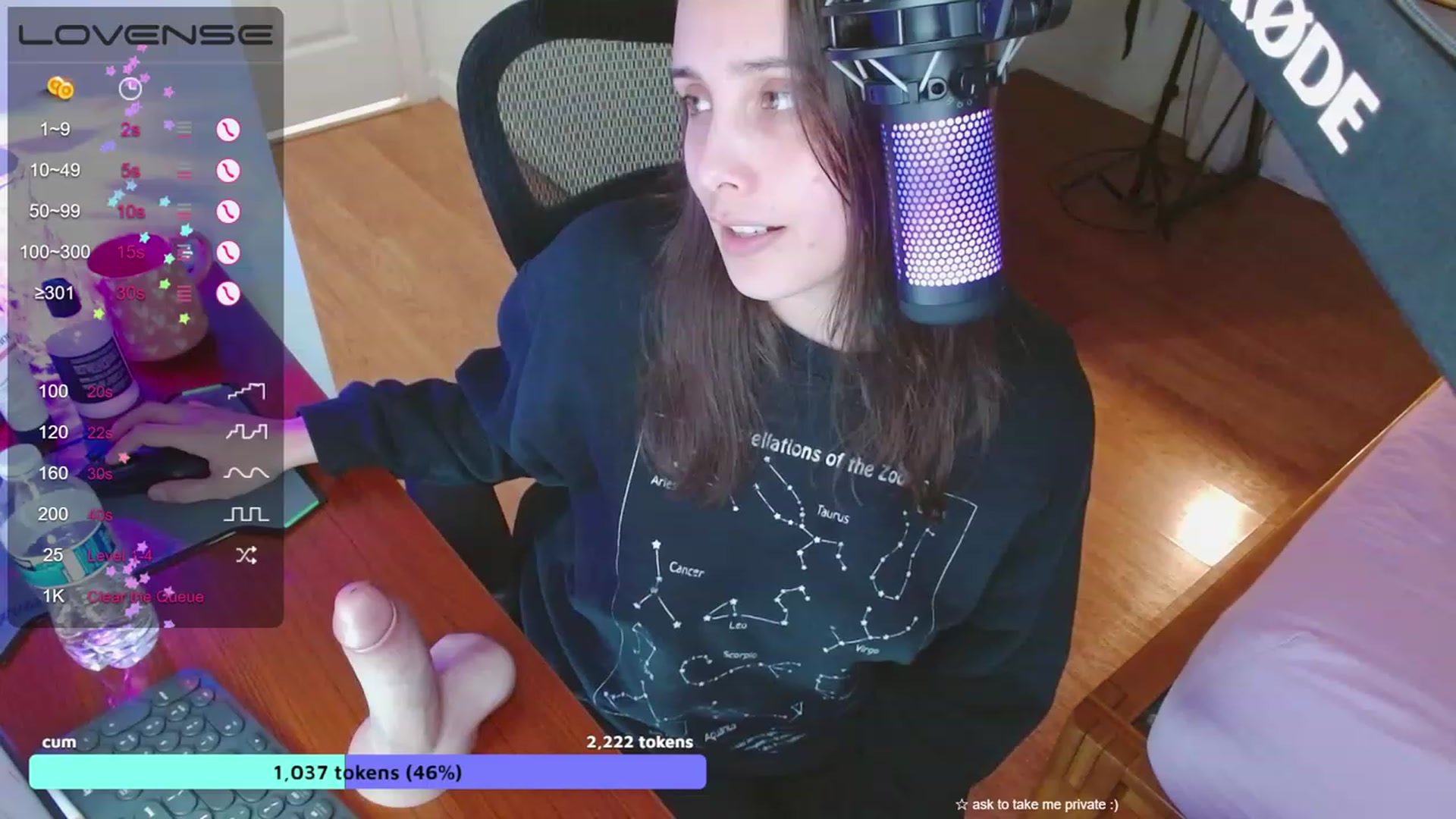 Gallery image thumbnail from moonlitfox's myfreecams stream on, 03/25/2023, 16:32 image 10 of 20