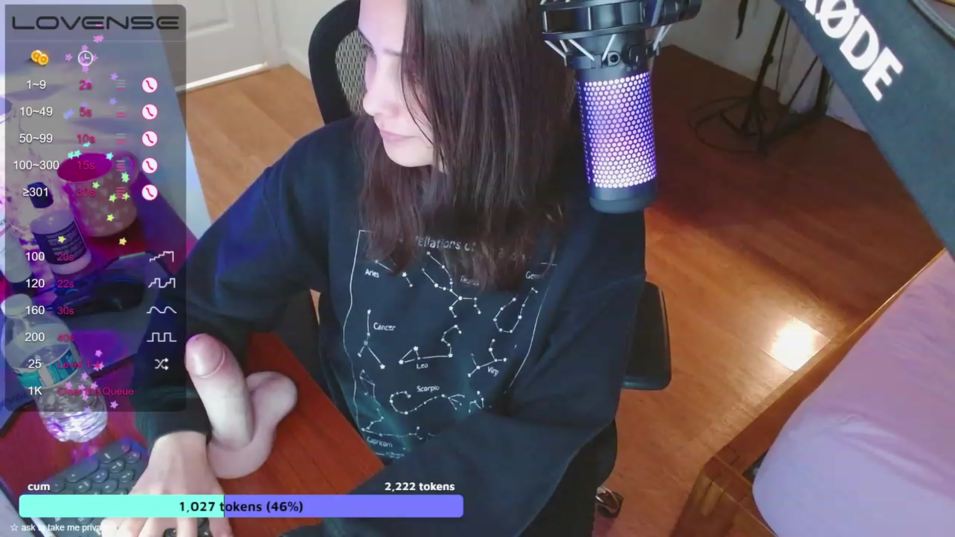 Gallery image thumbnail from moonlitfox's myfreecams stream on, 03/25/2023, 16:32 image 8 of 20