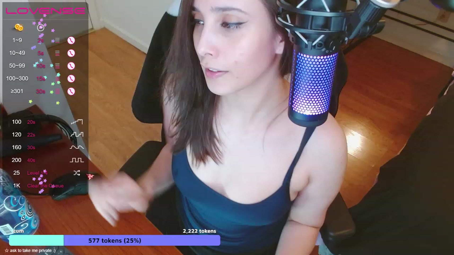 Gallery image thumbnail from moonlitfox's myfreecams stream on, 04/16/2023, 21:43 image 3 of 20