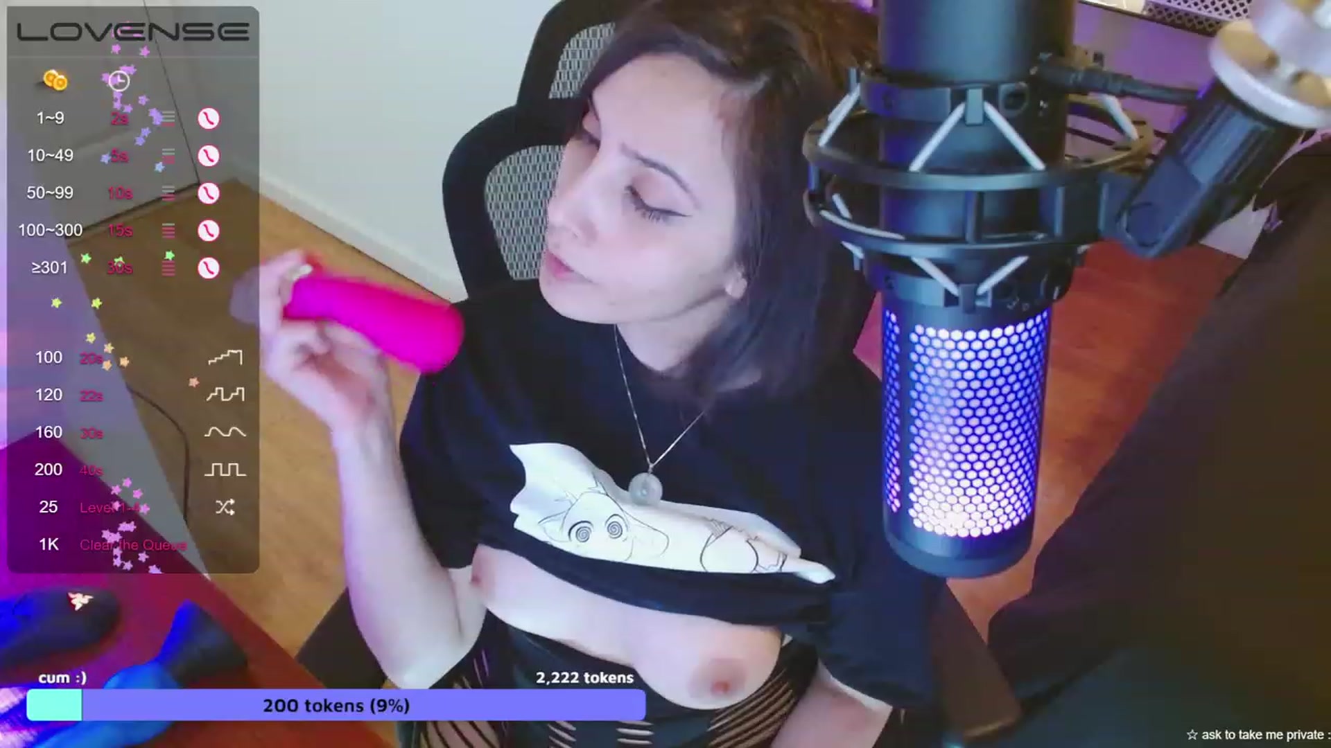 Gallery image thumbnail from moonlitfox's myfreecams stream on, 05/17/2023, 02:23 image 11 of 20