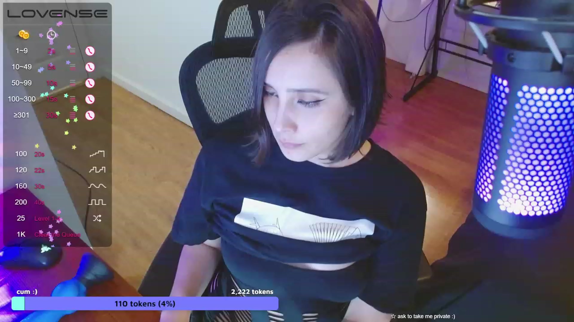 Gallery image thumbnail from moonlitfox's myfreecams stream on, 05/17/2023, 02:23 image 6 of 20