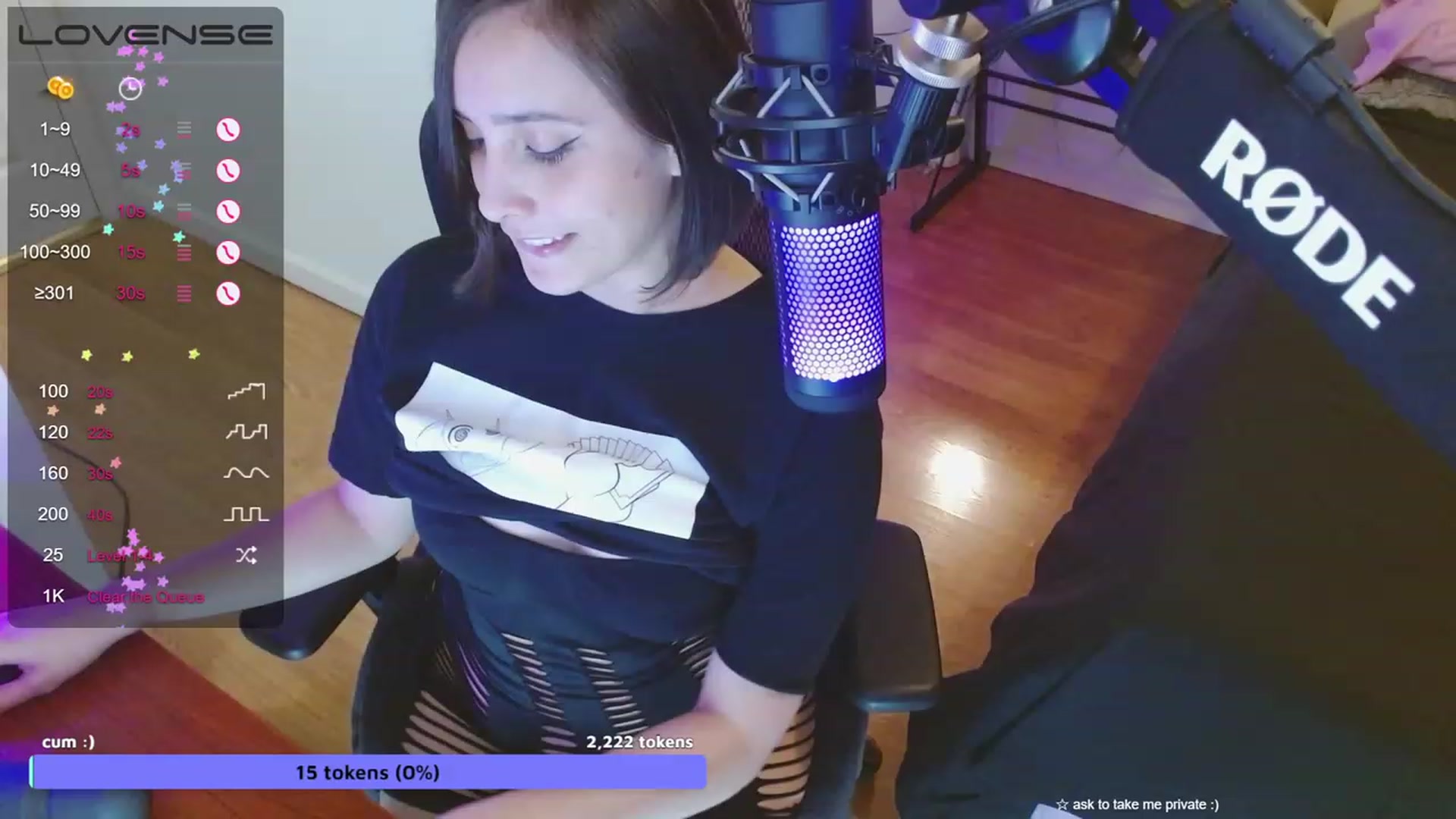 Gallery image thumbnail from moonlitfox's myfreecams stream on, 05/17/2023, 02:23 image 2 of 20