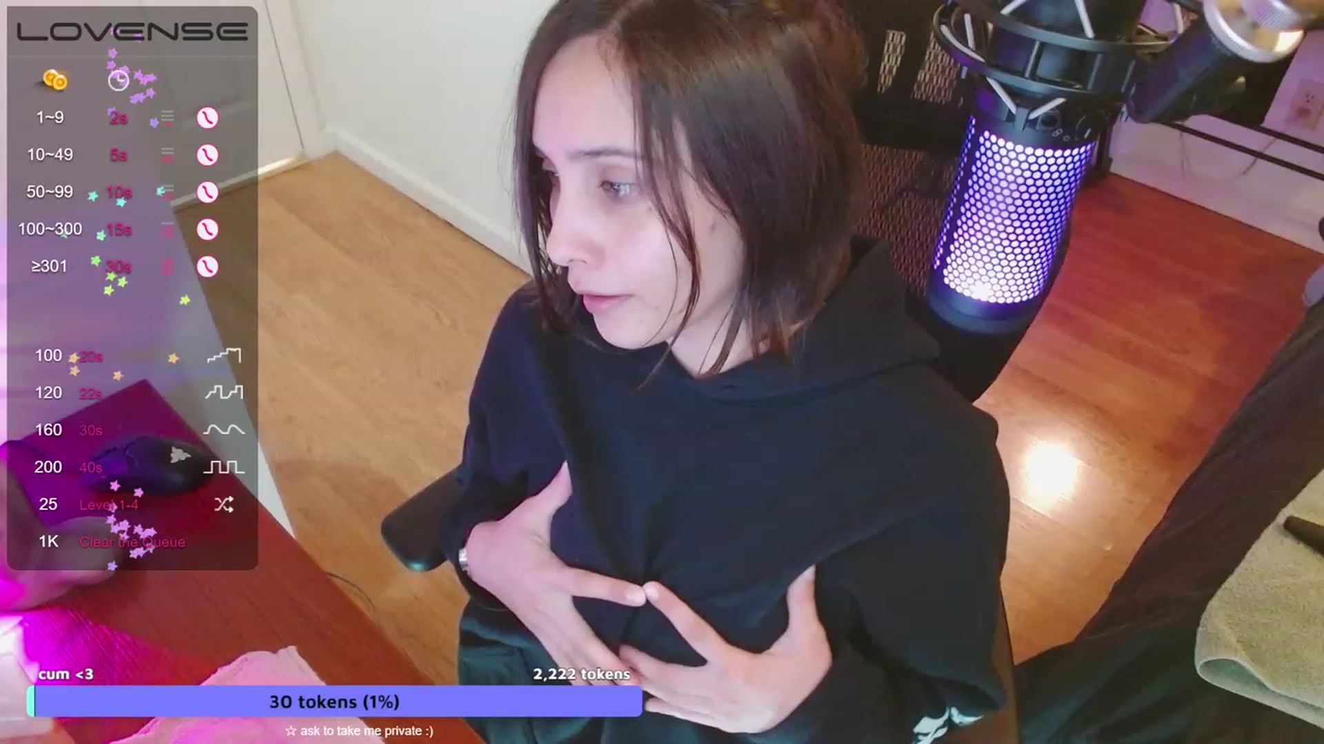 Gallery image thumbnail from moonlitfox's myfreecams stream on, 05/23/2023, 16:22 image 15 of 20
