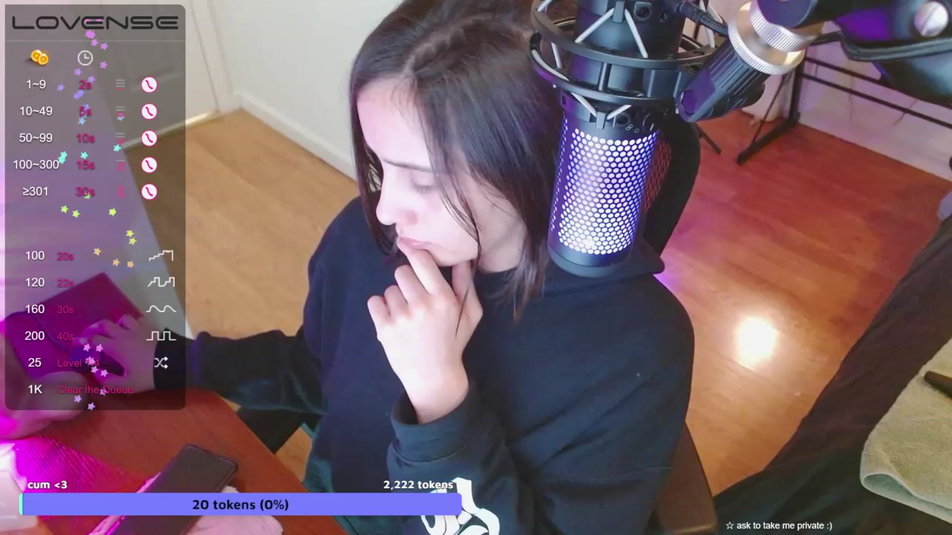 Gallery image thumbnail from moonlitfox's myfreecams stream on, 05/23/2023, 16:22 image 8 of 20