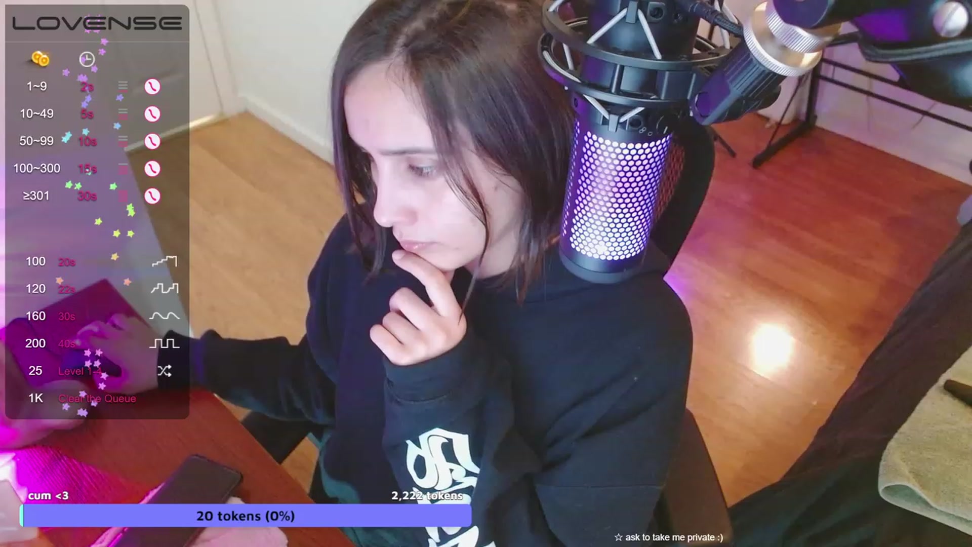 Gallery image thumbnail from moonlitfox's myfreecams stream on, 05/23/2023, 16:22 image 6 of 20