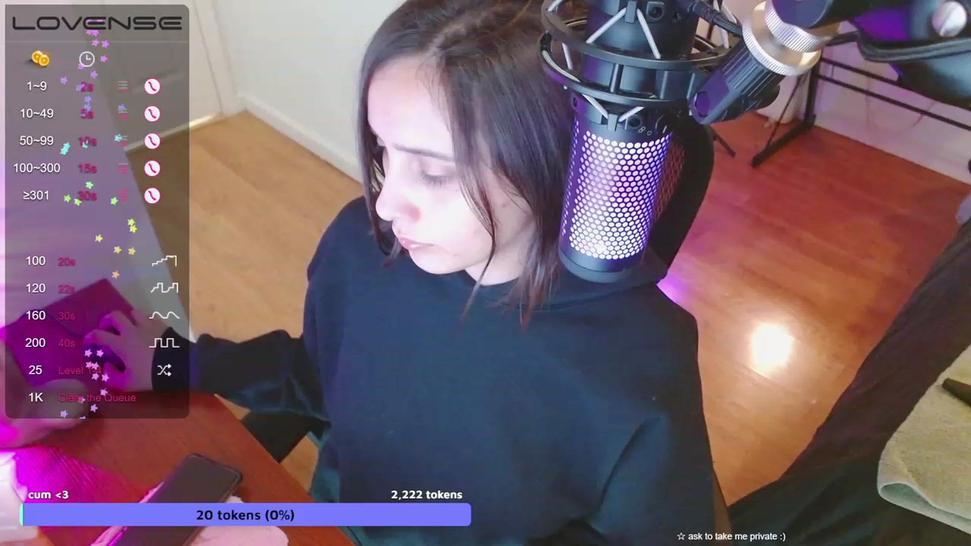 Gallery image thumbnail from moonlitfox's myfreecams stream on, 05/23/2023, 16:22 image 7 of 20