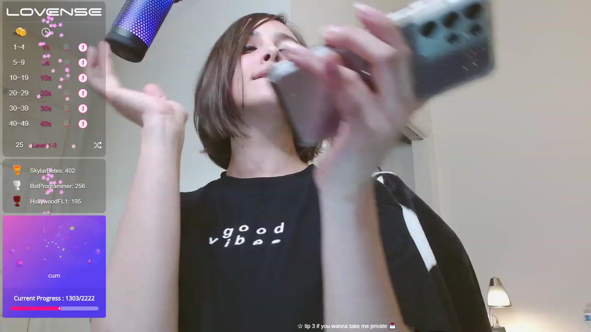 Gallery image thumbnail from moonlitfox's myfreecams stream on, 06/22/2023, 17:55 image 19 of 20