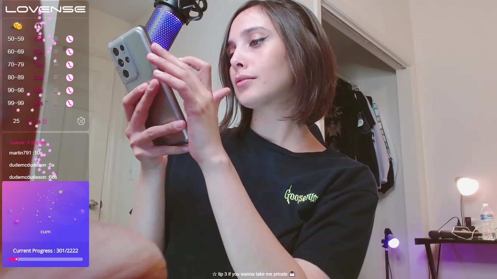 Gallery image thumbnail from moonlitfox's myfreecams stream on, 08/08/2023, 24:09 image 1 of 20