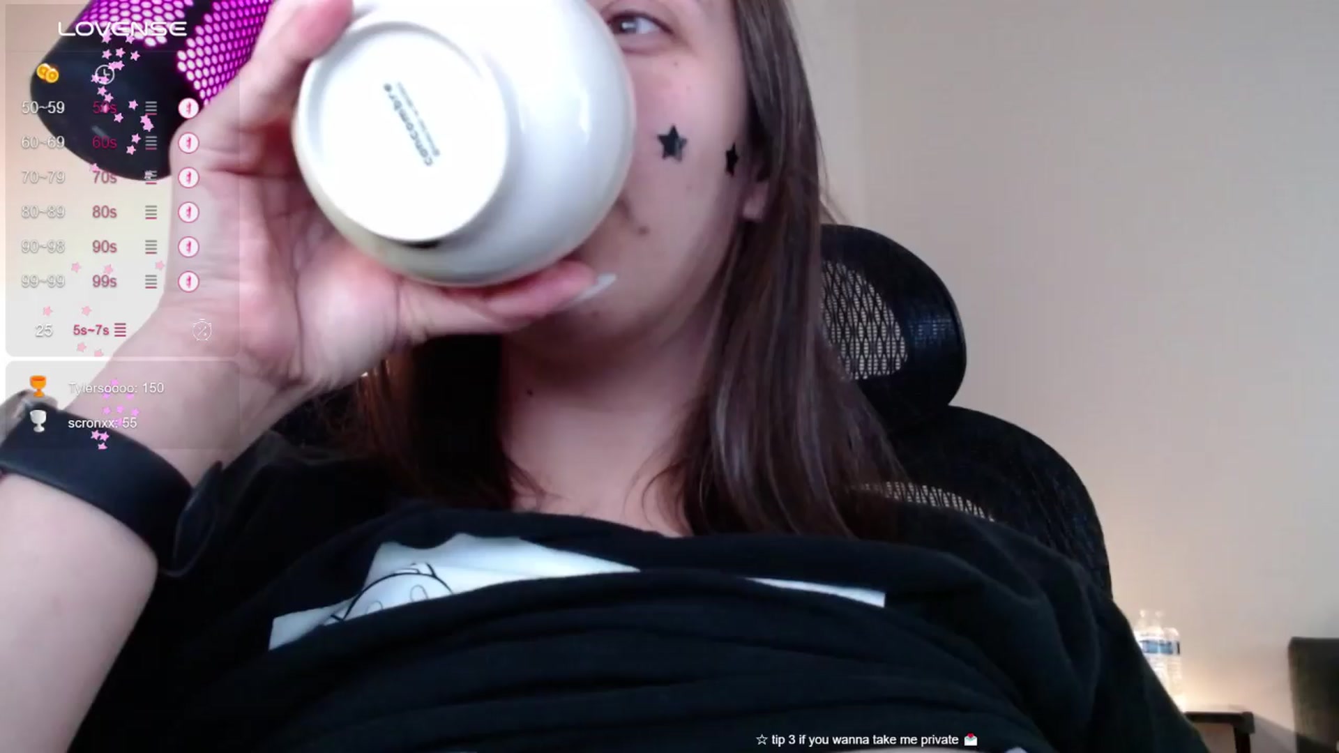 Gallery image thumbnail from moonlitfox's myfreecams stream on, 03/25/2024, 15:17 image 12 of 20