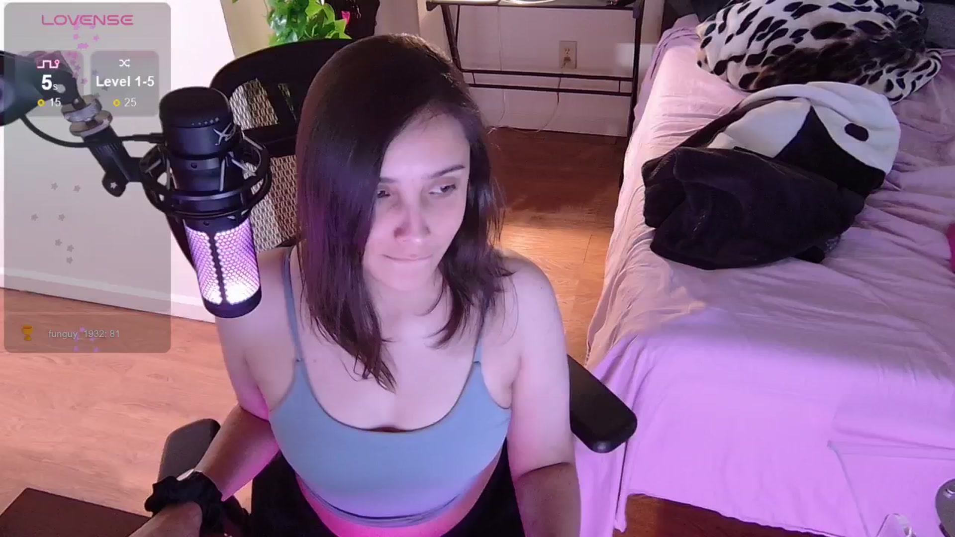 Gallery image thumbnail from moonlitfox's myfreecams stream on, 05/20/2024, 18:24 image 11 of 20