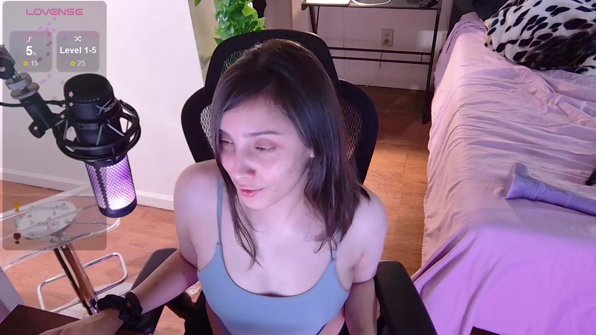 Gallery image thumbnail from moonlitfox's myfreecams stream on, 05/20/2024, 21:04 image 19 of 20