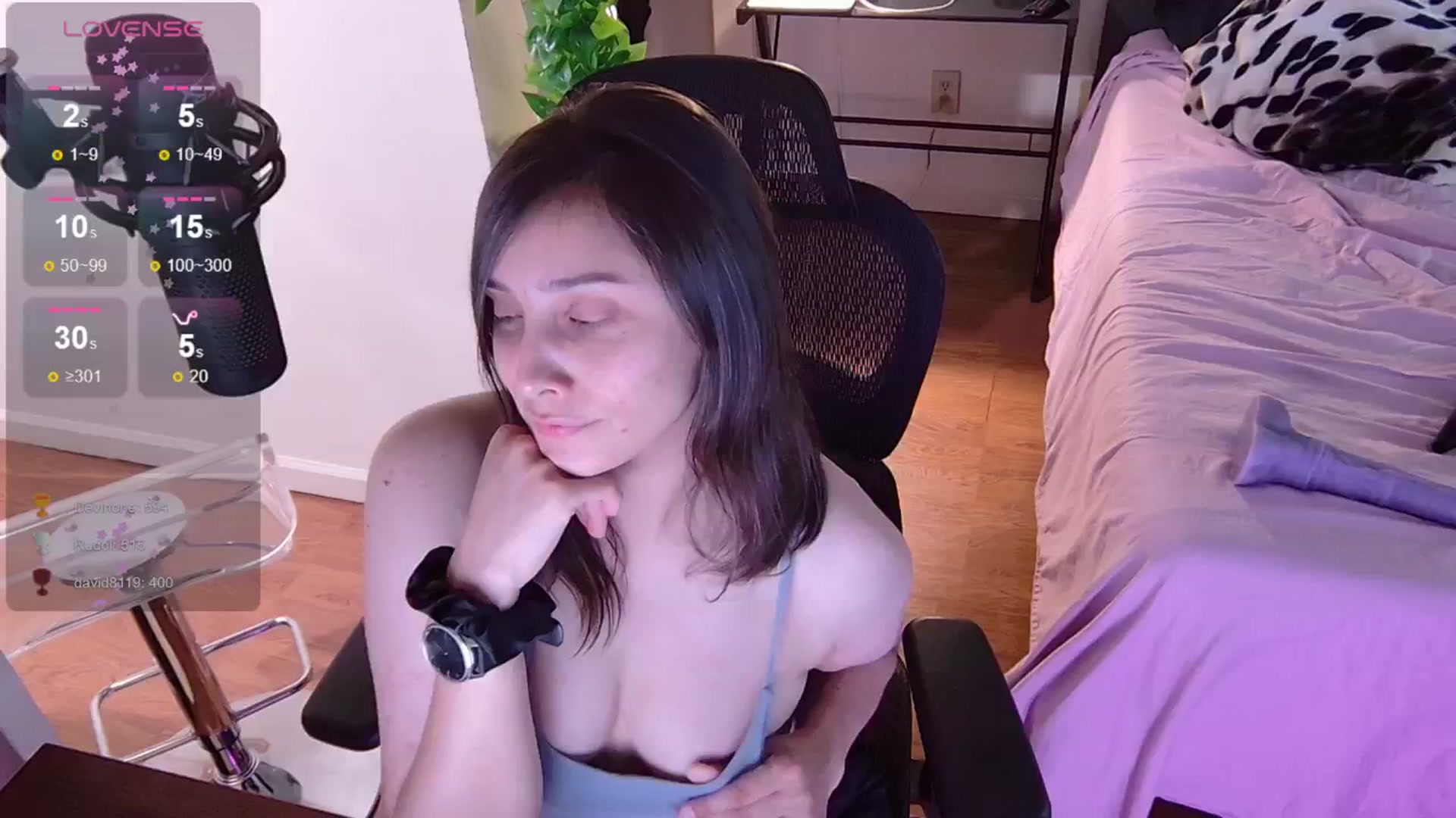Gallery image thumbnail from moonlitfox's myfreecams stream on, 05/20/2024, 21:04 image 13 of 20
