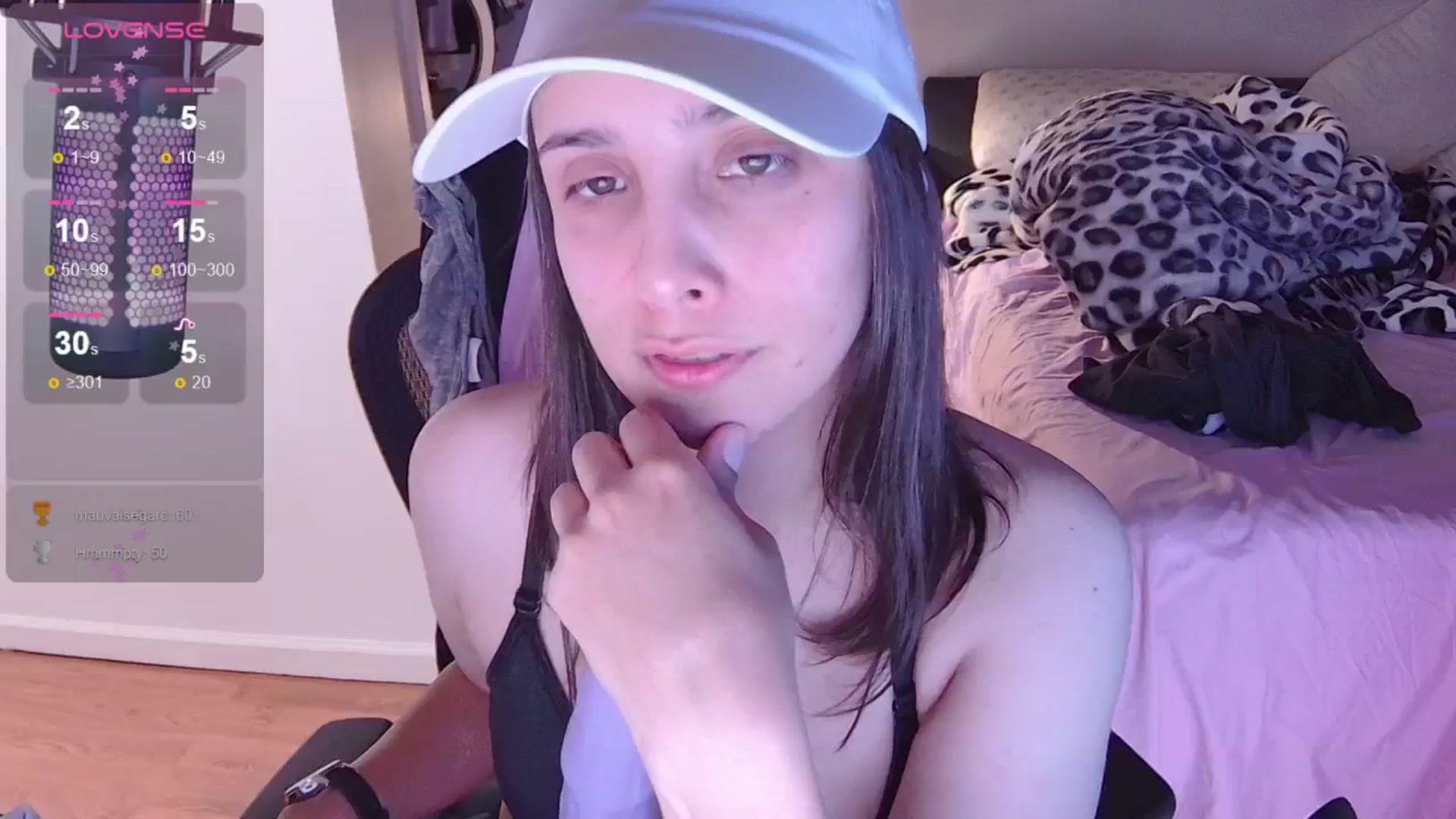 Gallery image thumbnail from moonlitfox's myfreecams stream on, 07/09/2024, 20:03 image 7 of 20