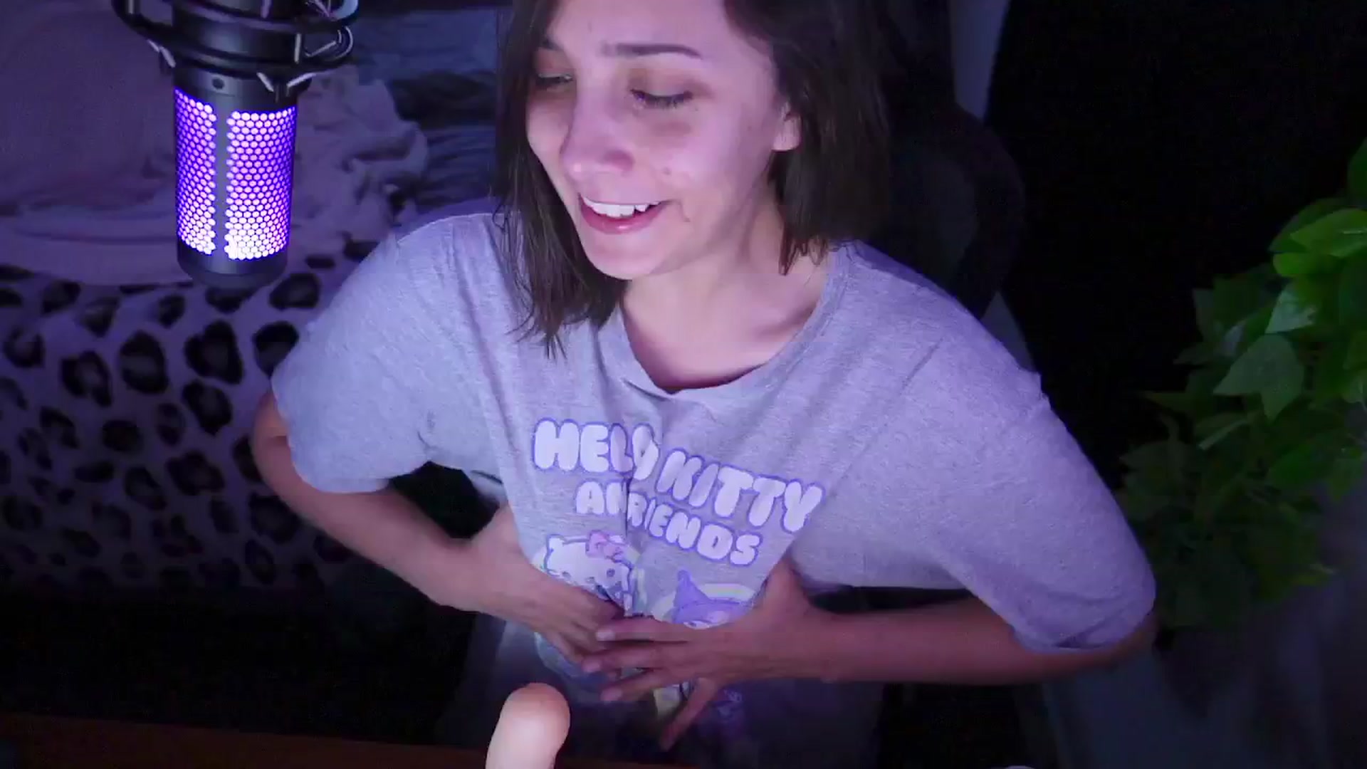Gallery image thumbnail from moonlitfox's myfreecams stream on, 12/31/2024, 13:36 image 9 of 20