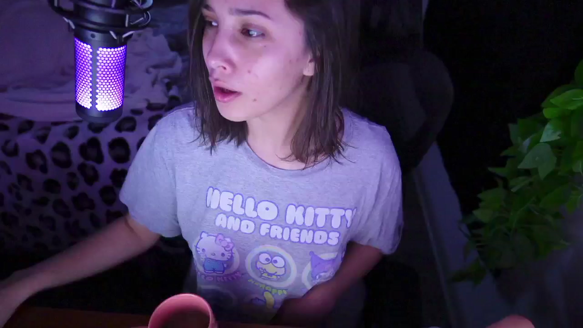 Gallery image thumbnail from moonlitfox's myfreecams stream on, 12/31/2024, 13:36 image 4 of 20