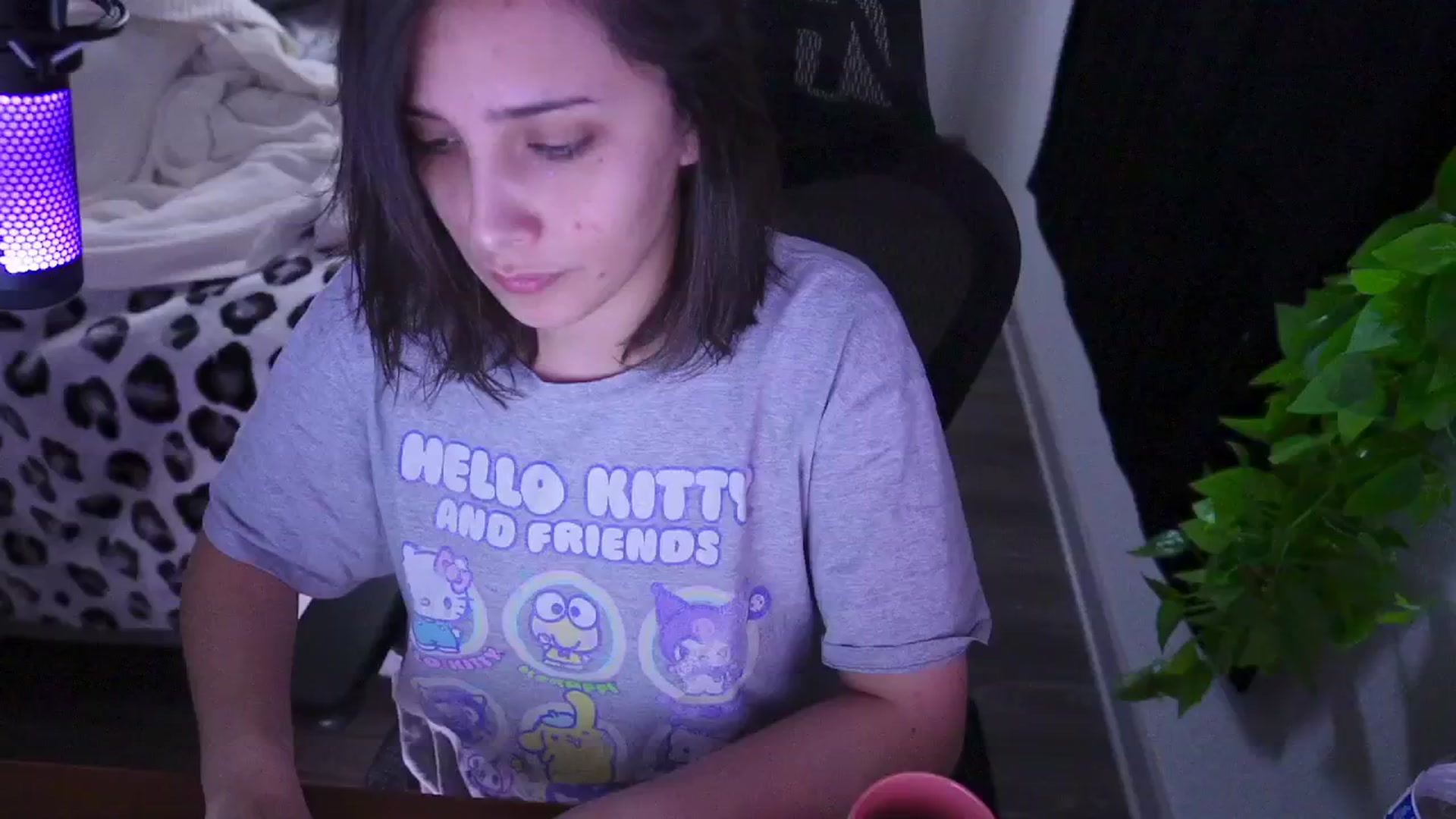 Gallery image thumbnail from moonlitfox's myfreecams stream on, 12/31/2024, 14:16 image 3 of 20