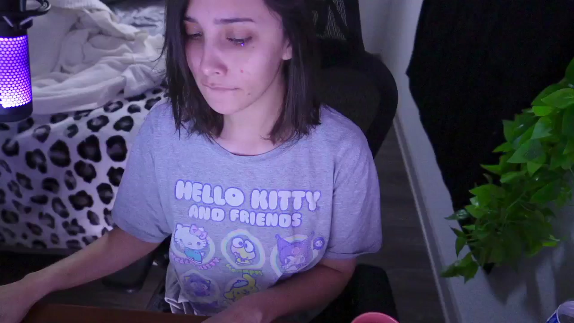 Gallery image thumbnail from moonlitfox's myfreecams stream on, 12/31/2024, 14:16 image 4 of 20