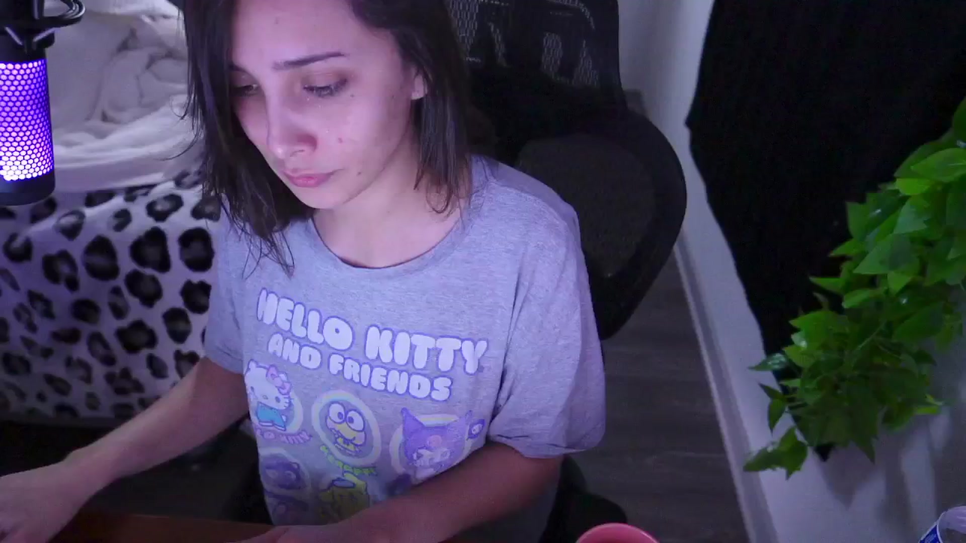 Gallery image thumbnail from moonlitfox's myfreecams stream on, 12/31/2024, 14:16 image 16 of 20