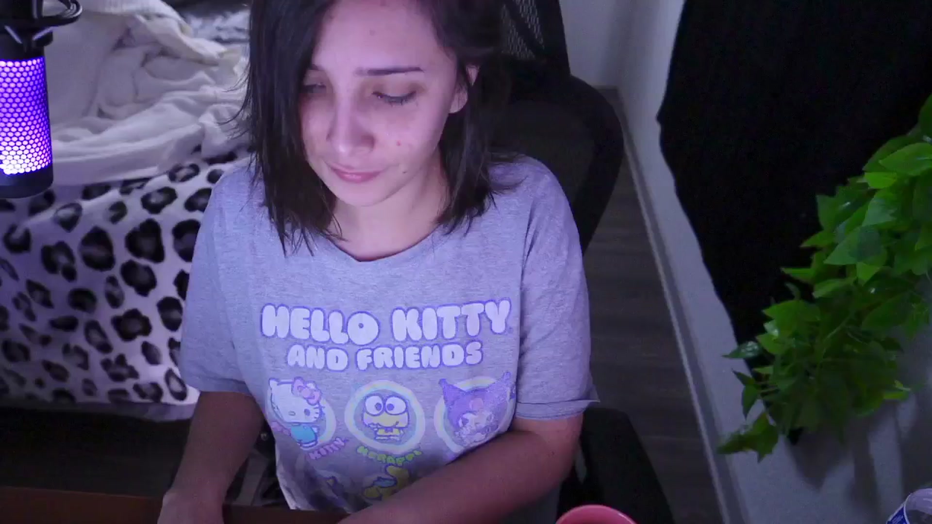 Gallery image thumbnail from moonlitfox's myfreecams stream on, 12/31/2024, 14:16 image 8 of 20