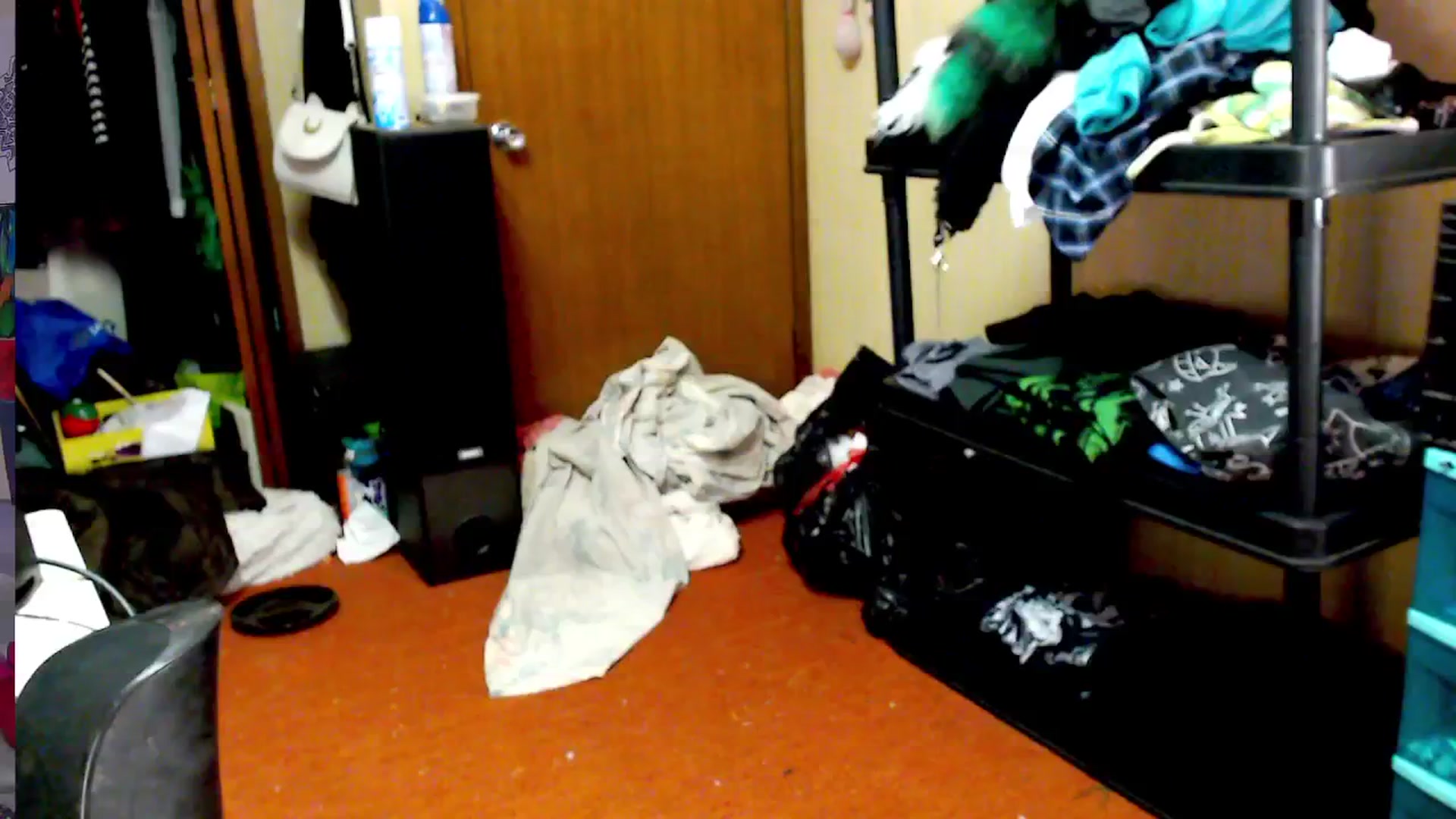 Gallery image thumbnail from moooonbbfloof's myfreecams stream on, 12/25/2025, 08:55 image 7 of 20