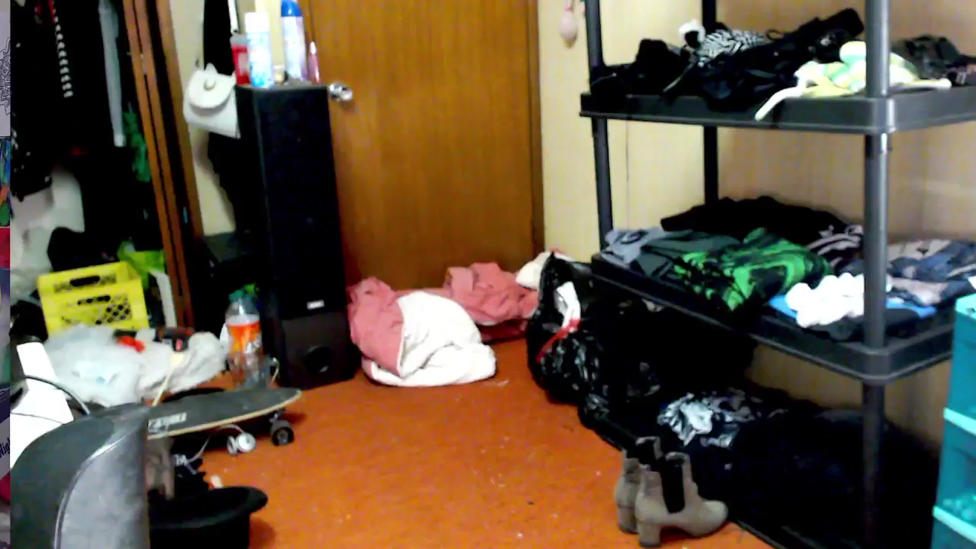 Gallery image thumbnail from moooonbbfloof's myfreecams stream on, 12/25/2025, 08:55 image 1 of 20