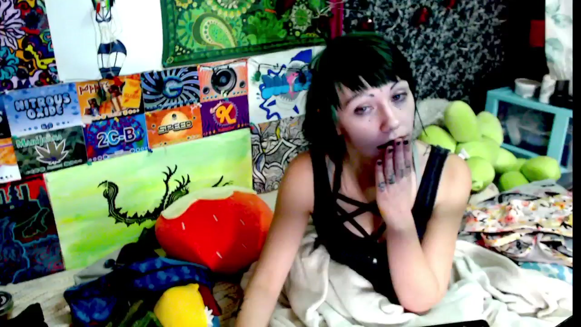 Gallery image thumbnail from moooonbbfloof's myfreecams stream on, 01/08/2026, 10:14 image 8 of 20