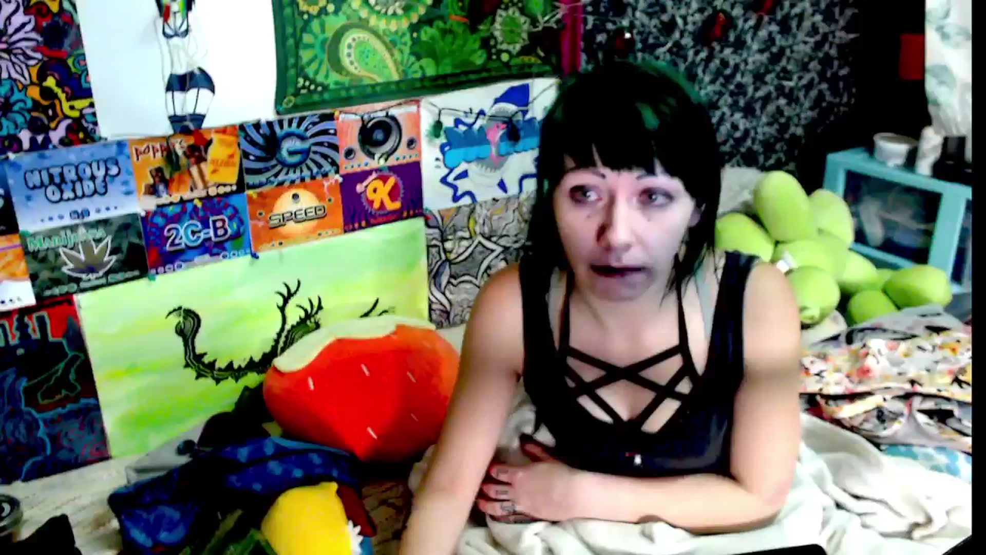 Gallery image thumbnail from moooonbbfloof's myfreecams stream on, 01/08/2026, 10:14 image 9 of 20