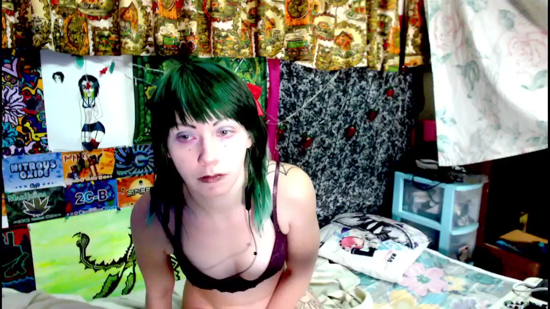 Gallery image thumbnail from moooonbbfloof's myfreecams stream on, 02/06/2026, 09:21 image 20 of 20