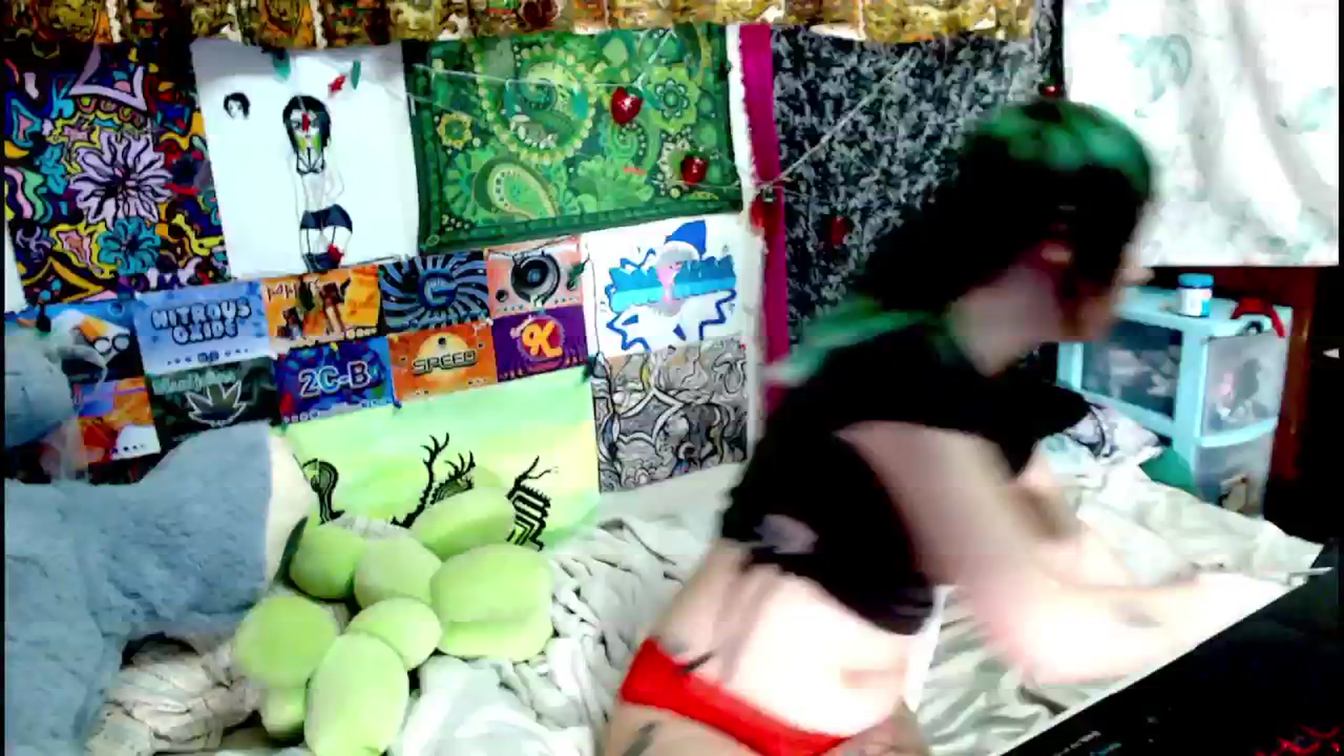 Gallery image thumbnail from moooonbbfloof's myfreecams stream on, 02/08/2026, 14:55 image 7 of 20
