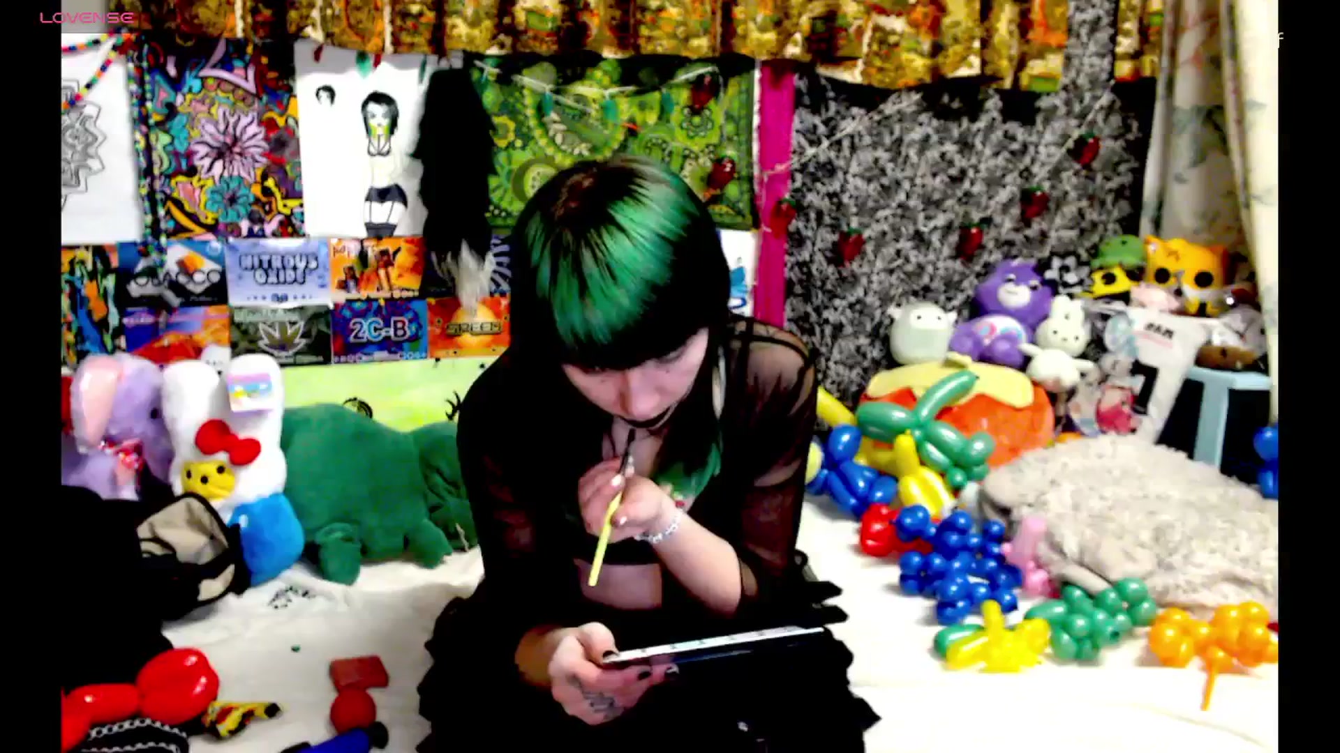 Gallery image thumbnail from moooonbbfloof's myfreecams stream on, 03/18/2026, 14:11 image 7 of 20