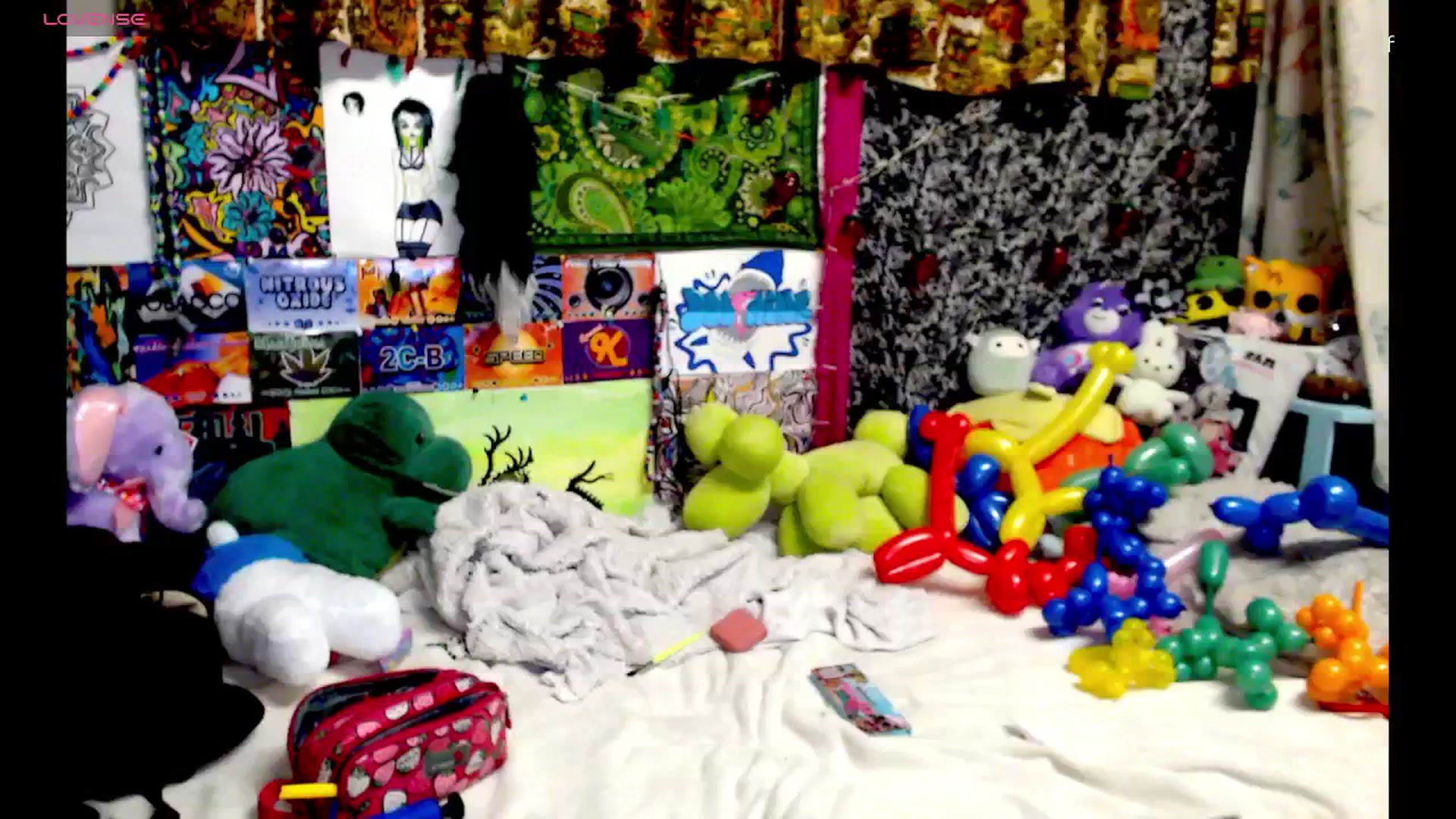 Gallery image thumbnail from moooonbbfloof's myfreecams stream on, 03/18/2026, 14:11 image 5 of 20
