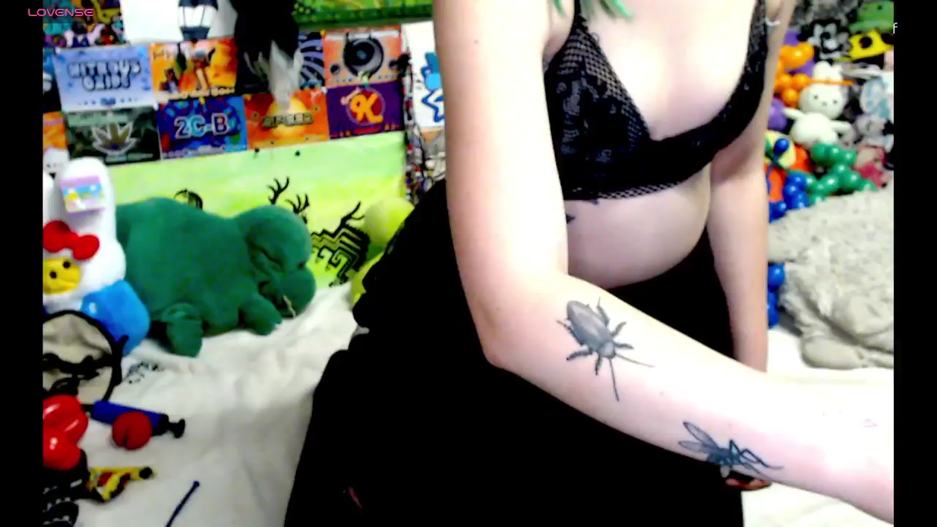 Gallery image thumbnail from moooonbbfloof's myfreecams stream on, 03/18/2026, 14:11 image 10 of 20