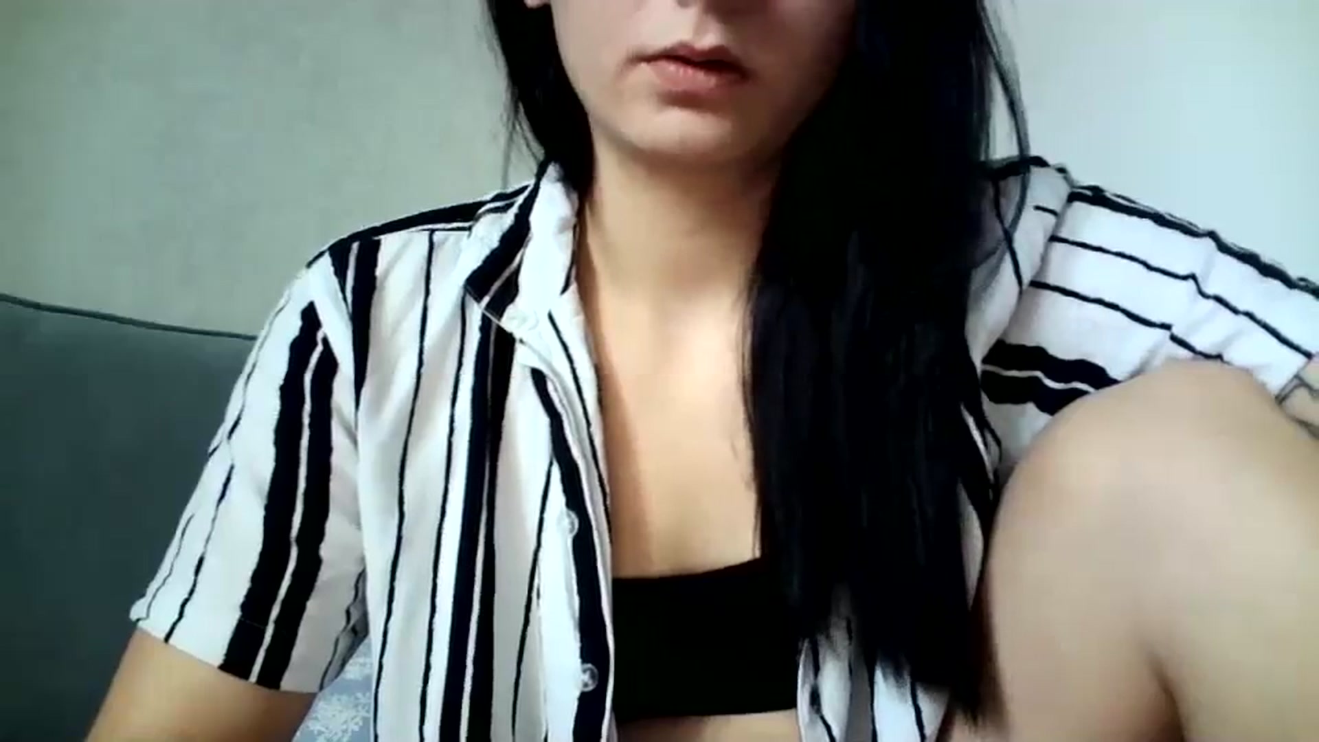 Gallery image thumbnail from mrs_L's myfreecams stream on, 03/05/2025, 12:19 image 18 of 20